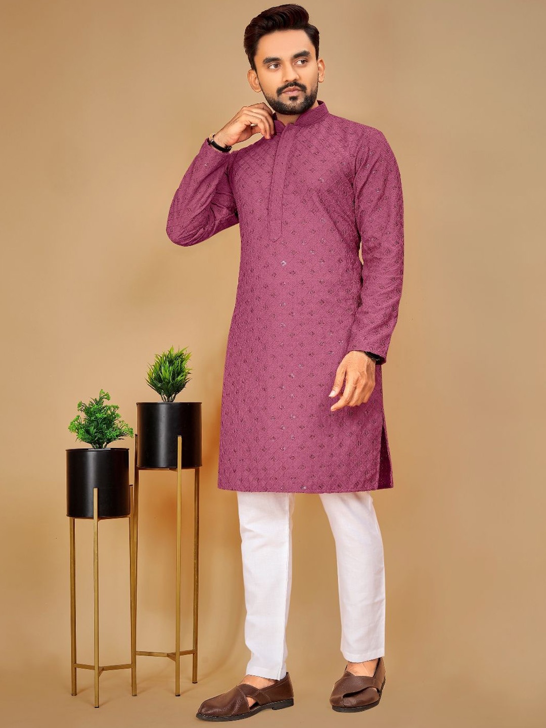 

Zurika Fashion Men Pure Cotton Embroidered Sequinned Kurta, Pink