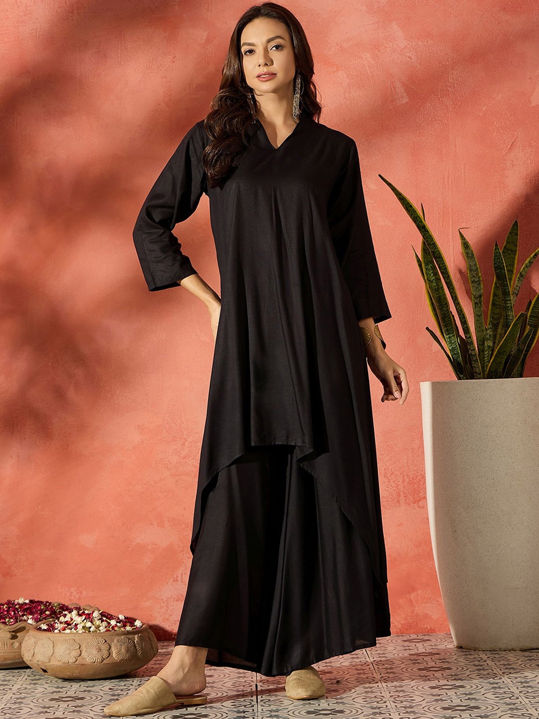 

InWeave Women A-Line Kurta With Palazzo, Black