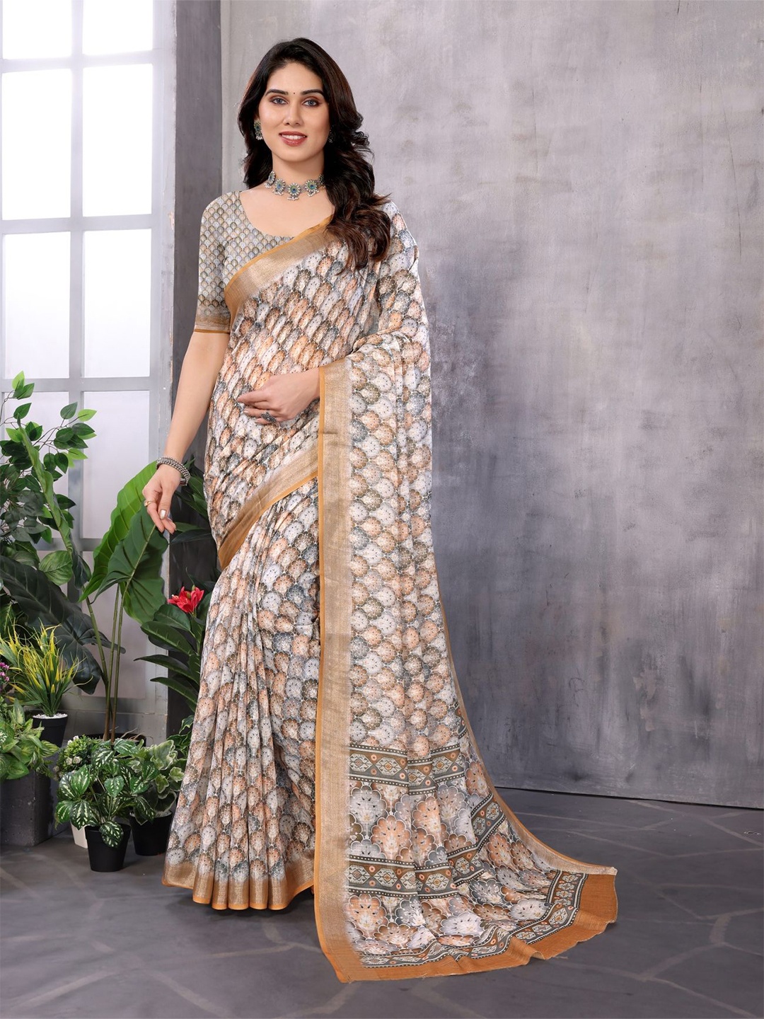 

vj fashion Floral Printed Zari Silk Cotton Zari Saree, Beige