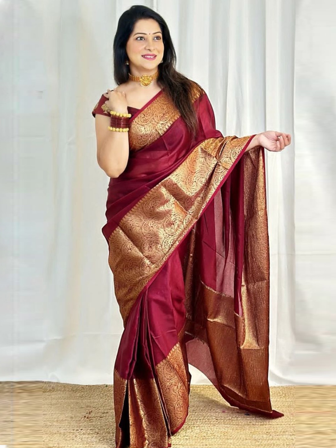 

HANDSEL Zari Pure Silk Traditional Banarasi Saree, Maroon