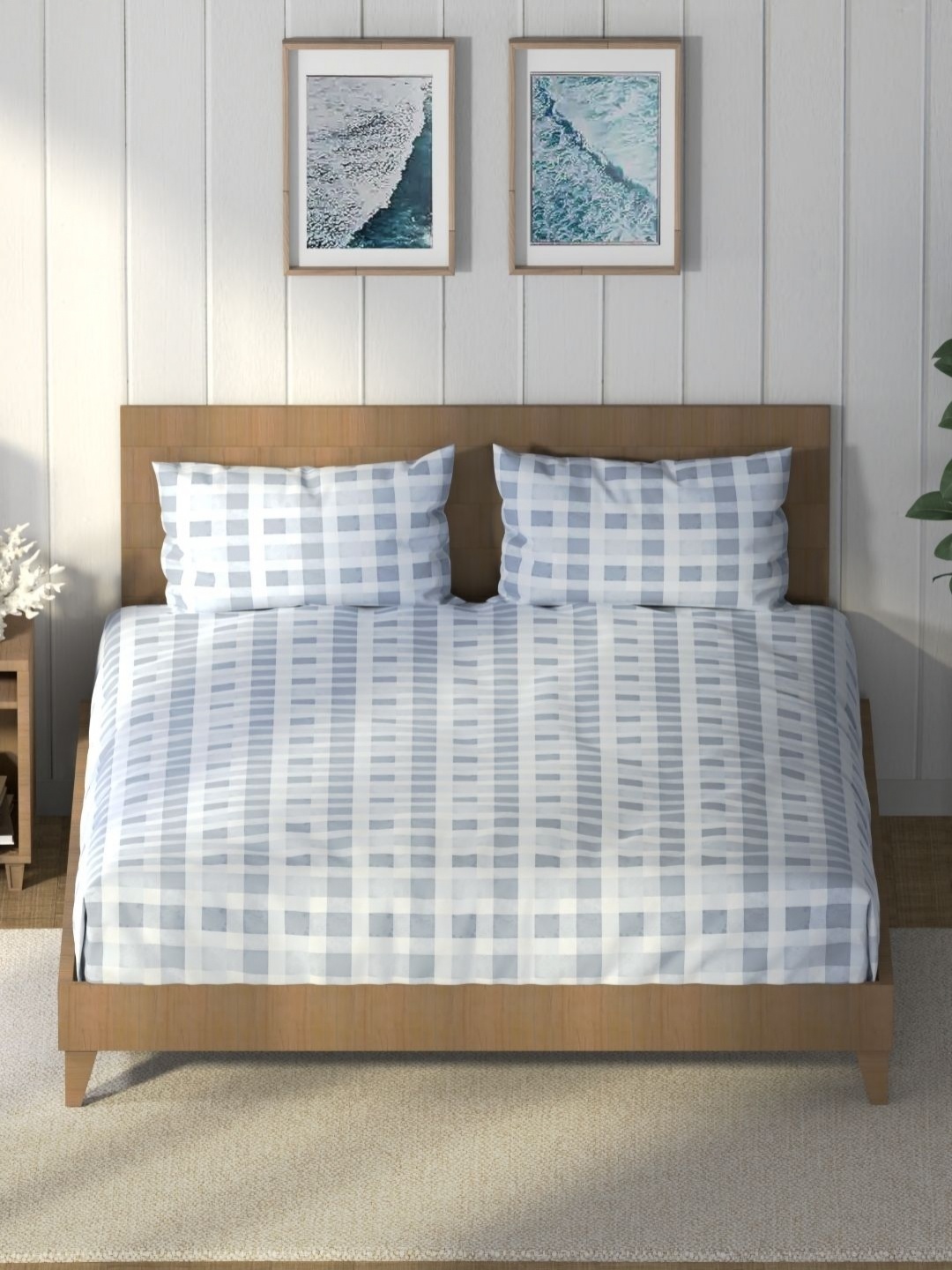 

Nautica Blue & White Geometric Cotton 160 TC King Bedsheet with 2 Pillow Covers