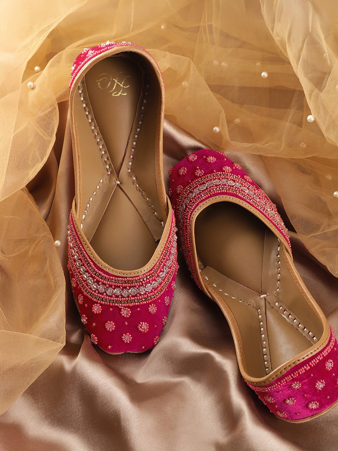 

House of Pataudi Women Embellished Ethnic Mojaris, Pink