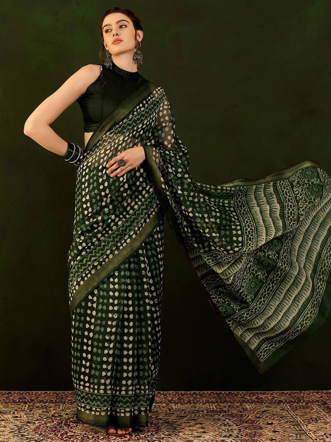 

KALINI Ethnic Motifs Zari Saree With Matching Blouse, Green