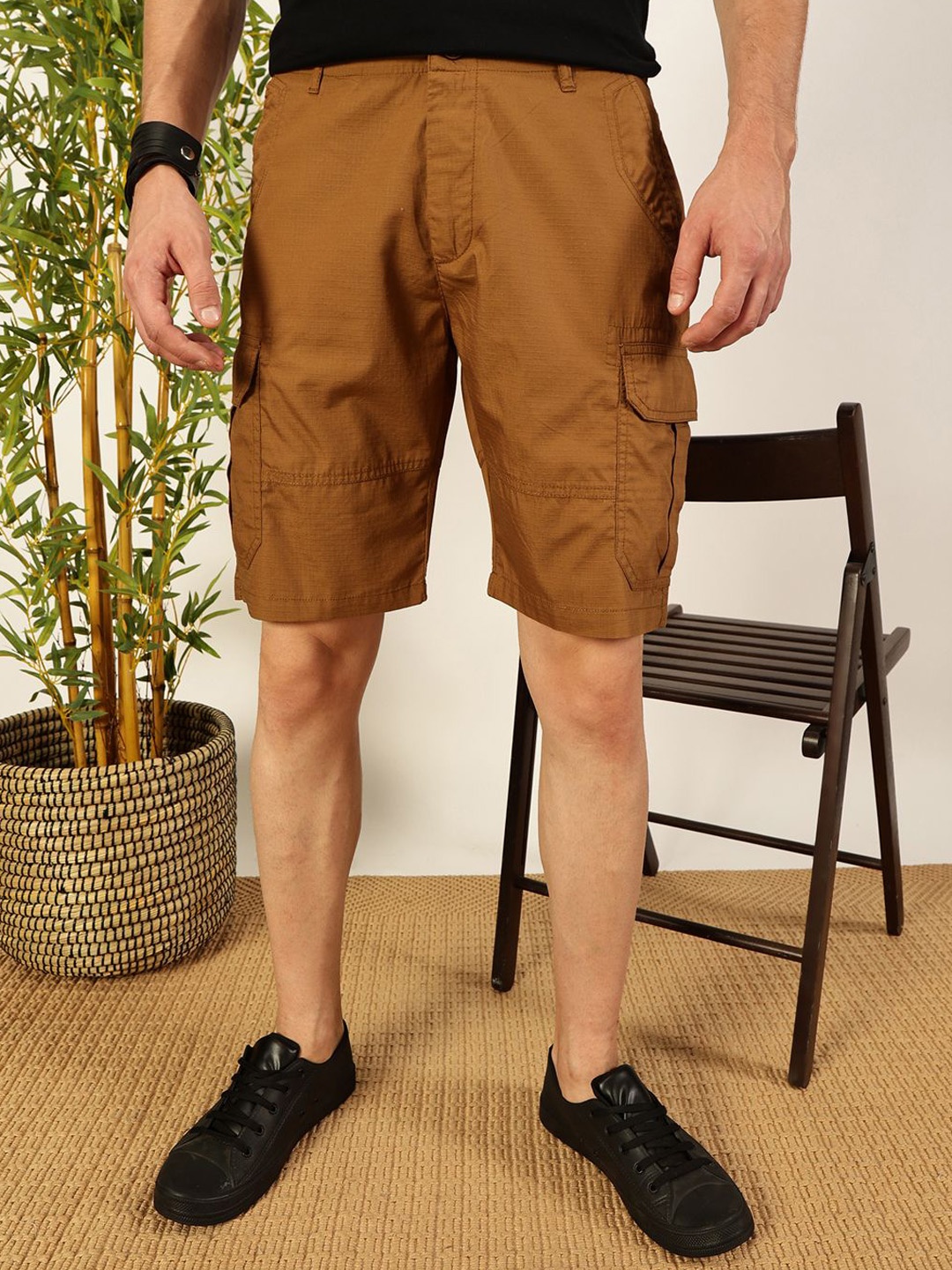 

Thomas Scott Men Outdoor Cargo Shorts, Brown