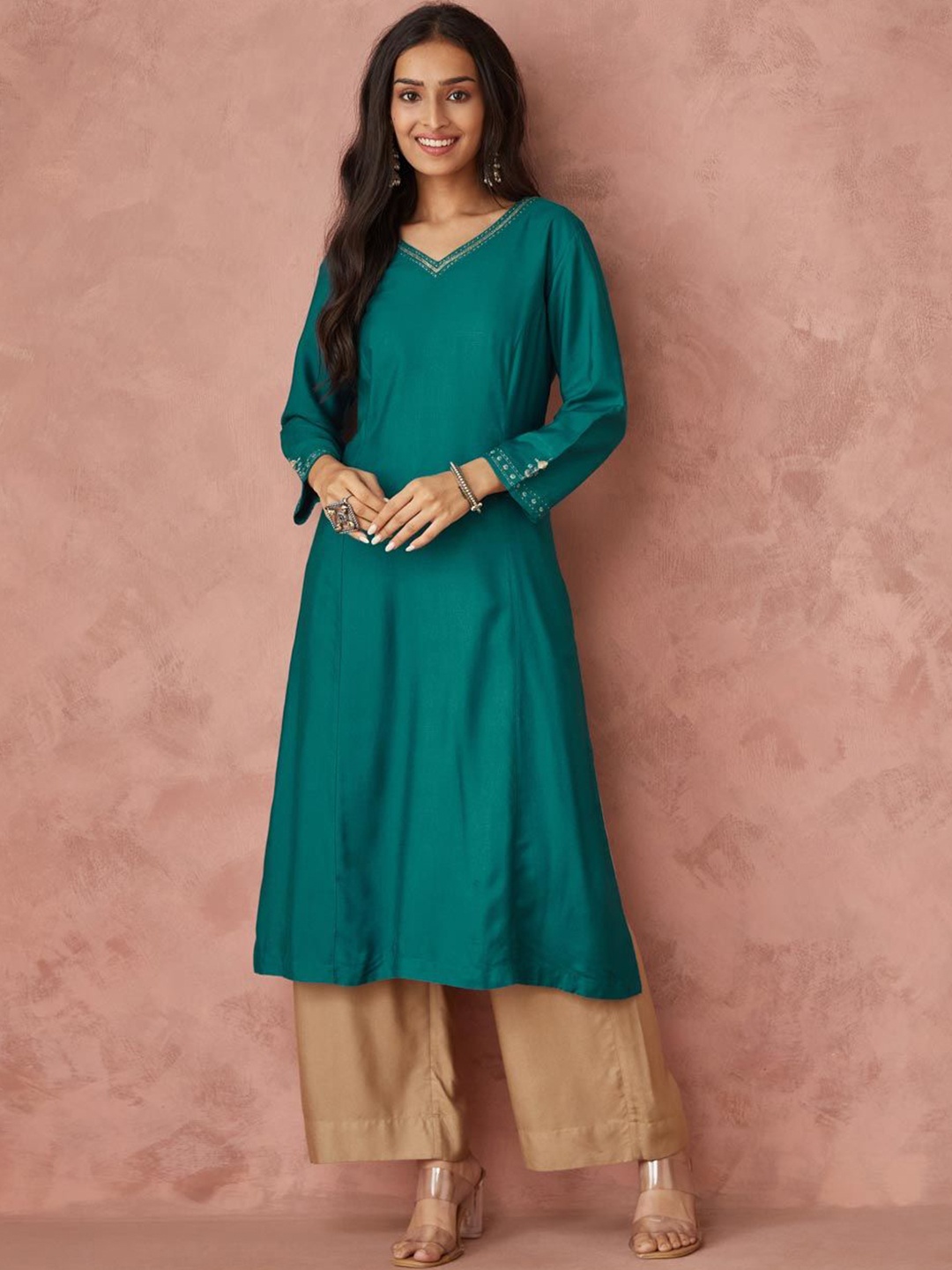 

Fabindia Women Embroidered Mirror Work Kurta, Teal