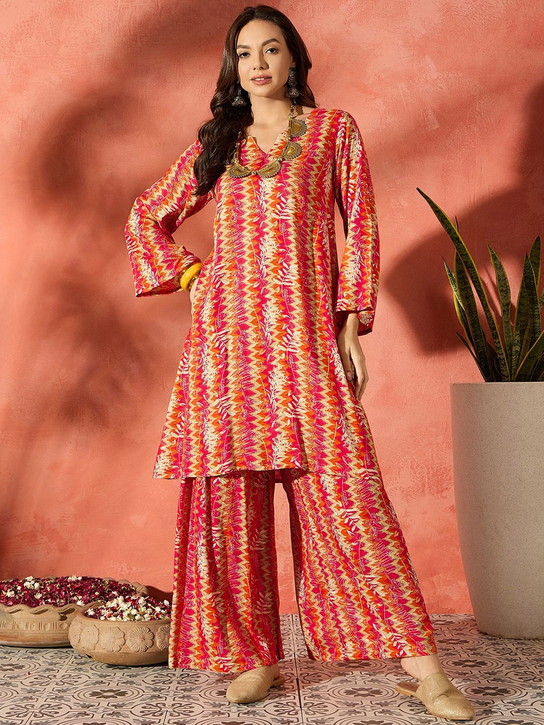 

InWeave Women Abstract Printed Kurta With Palazzo, Orange