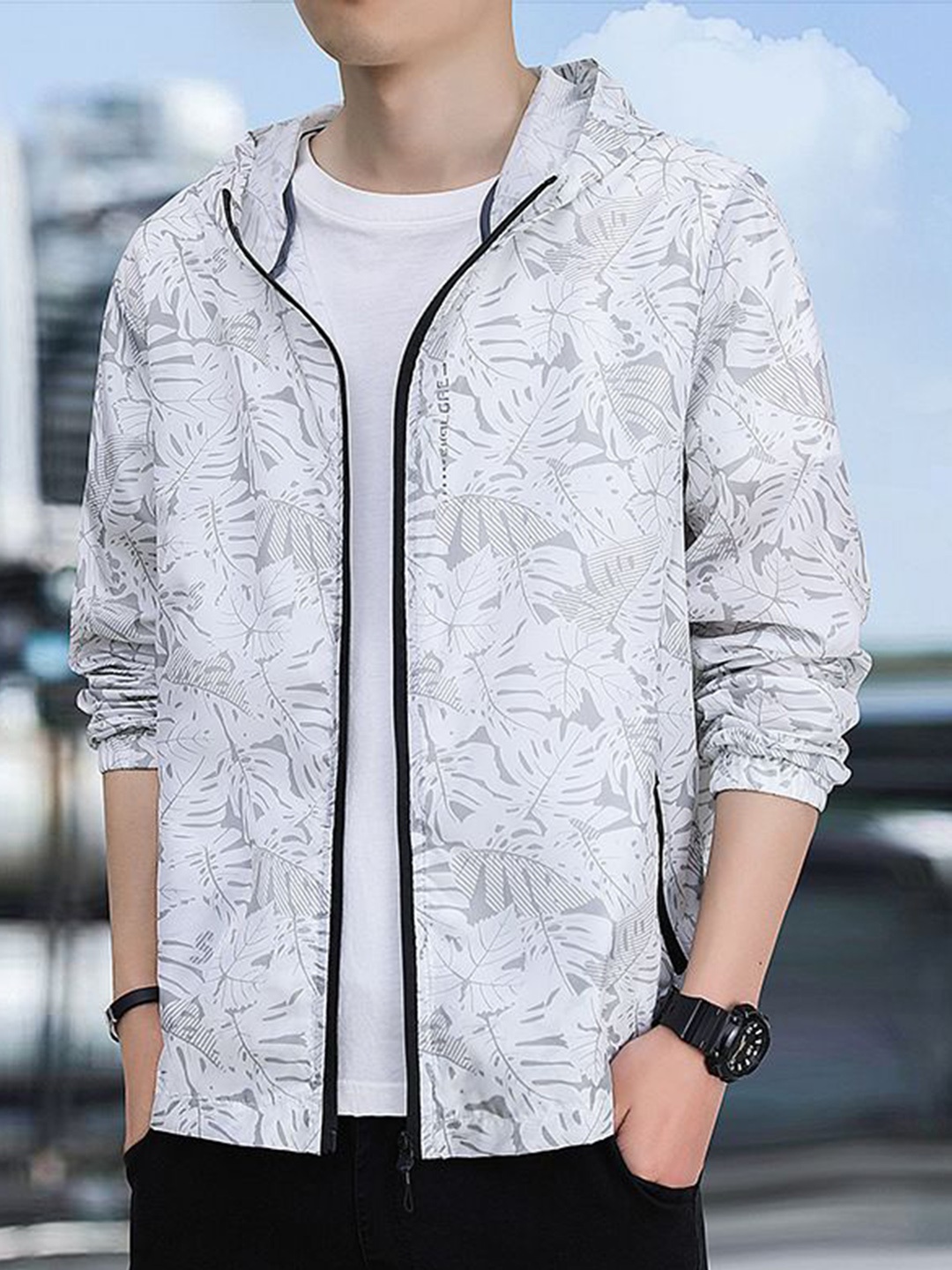 

StyleCast x Revolte Men Floral Outdoor Tailored Jacket, White