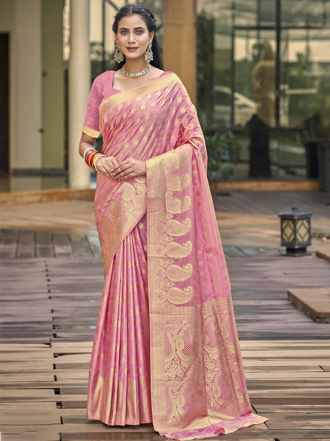 

SANGAM PRINTS Woven Design Zari Tussar Saree, Pink
