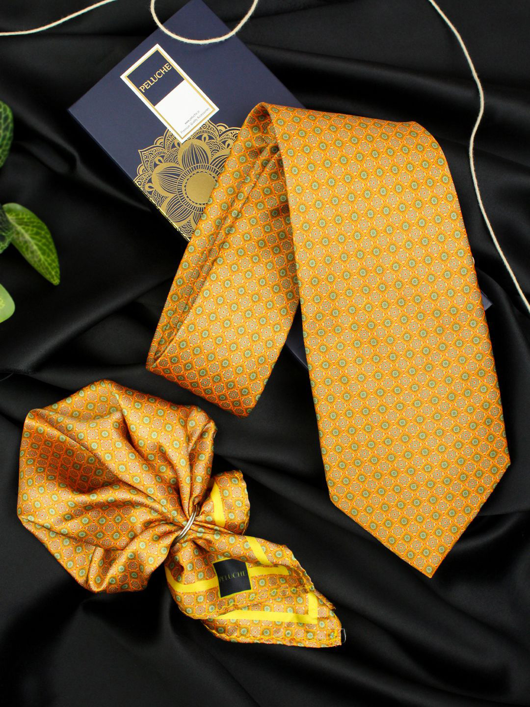

PELUCHE Men Printed Broad Neck Tie & Pocket Square Accessory Gift Set, Mustard