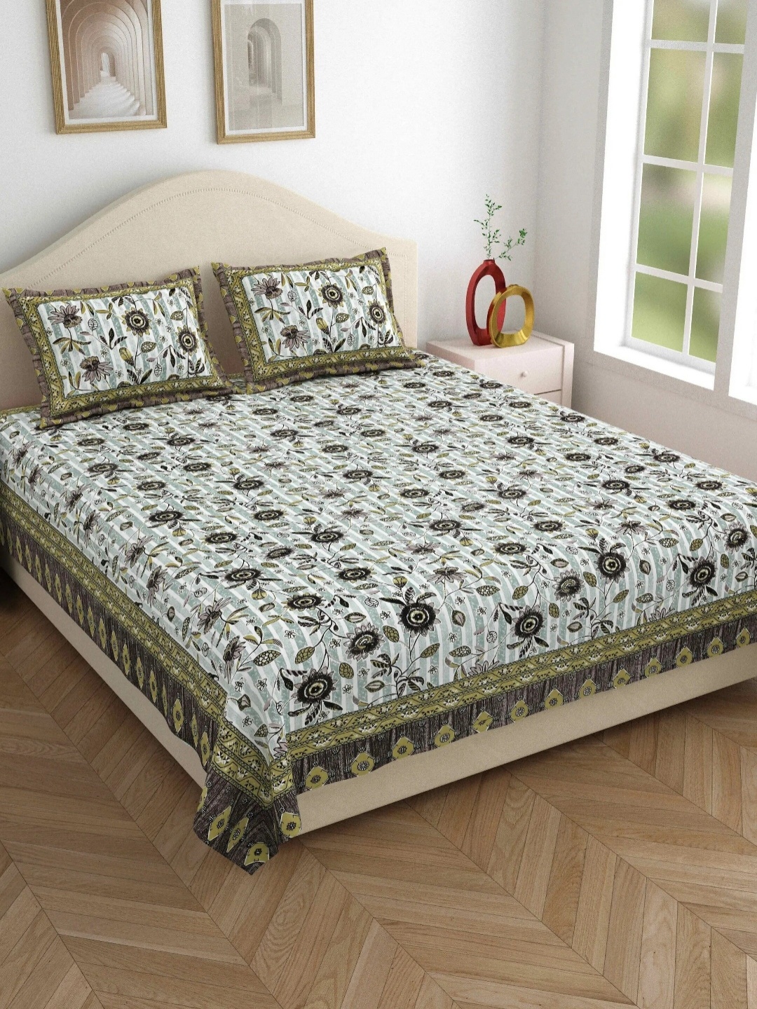 

LIVING ROOTS Ethenic Jaipur Green Printed 210 TC Cotton King Bedsheet With 2 Pillow Covers