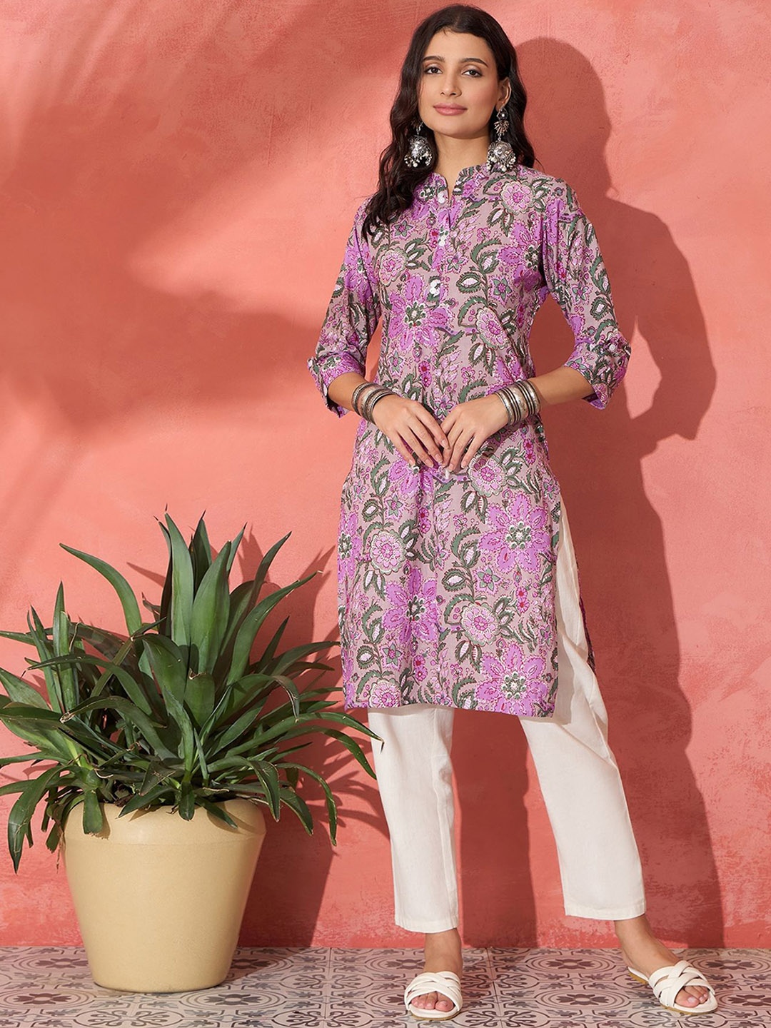 

Sangria Printed Straight Kurtas, Purple