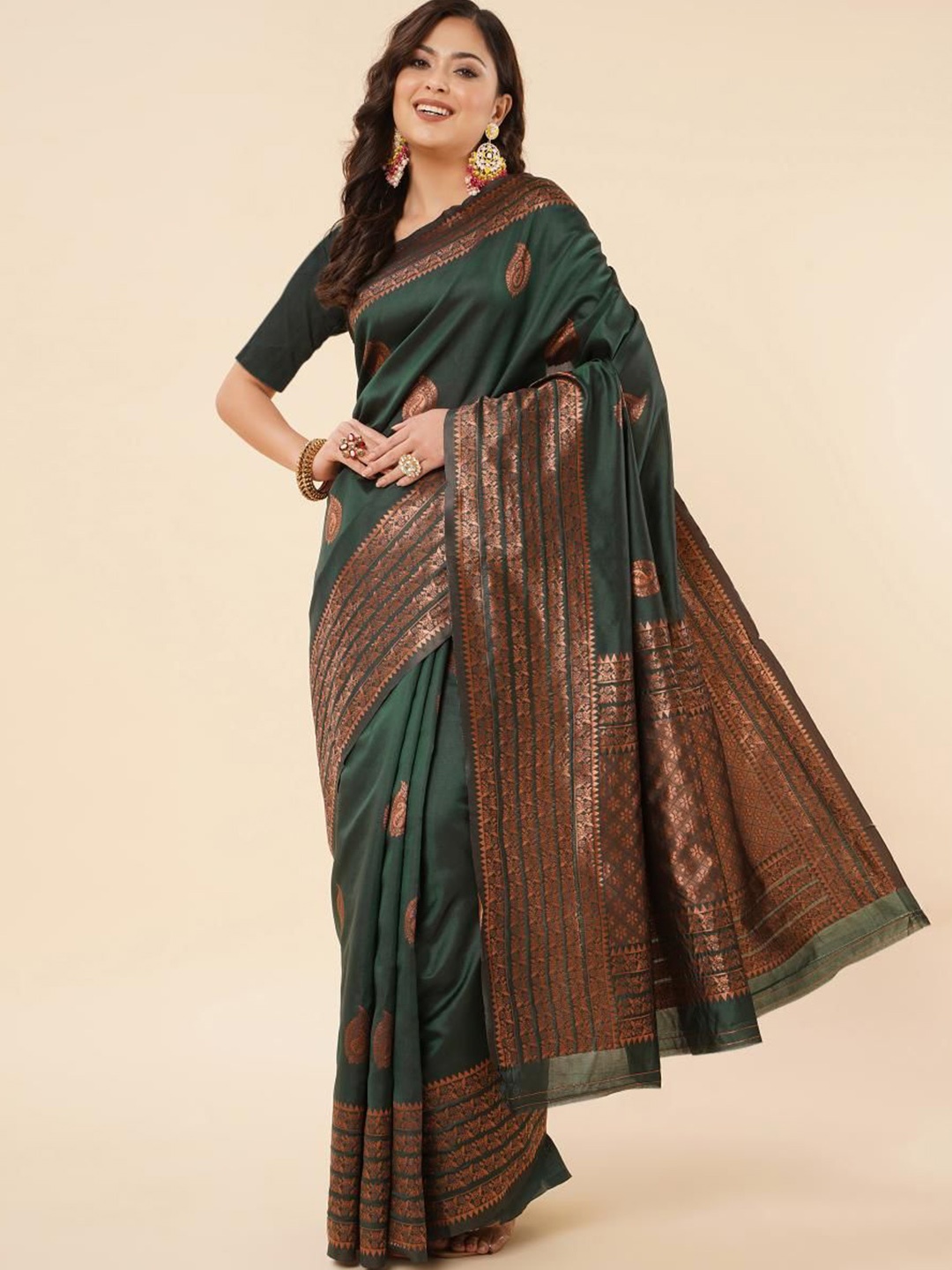 

HANDSEL Woven Design Zari Pure Silk Banarasi Saree, Green