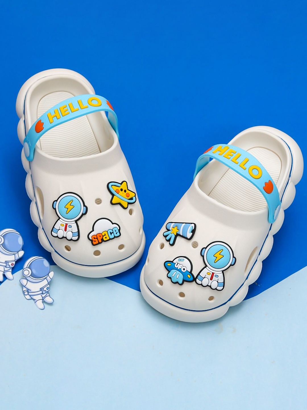 

Yellow Bee Boys Galactic Explorer Rubber Clogs, White