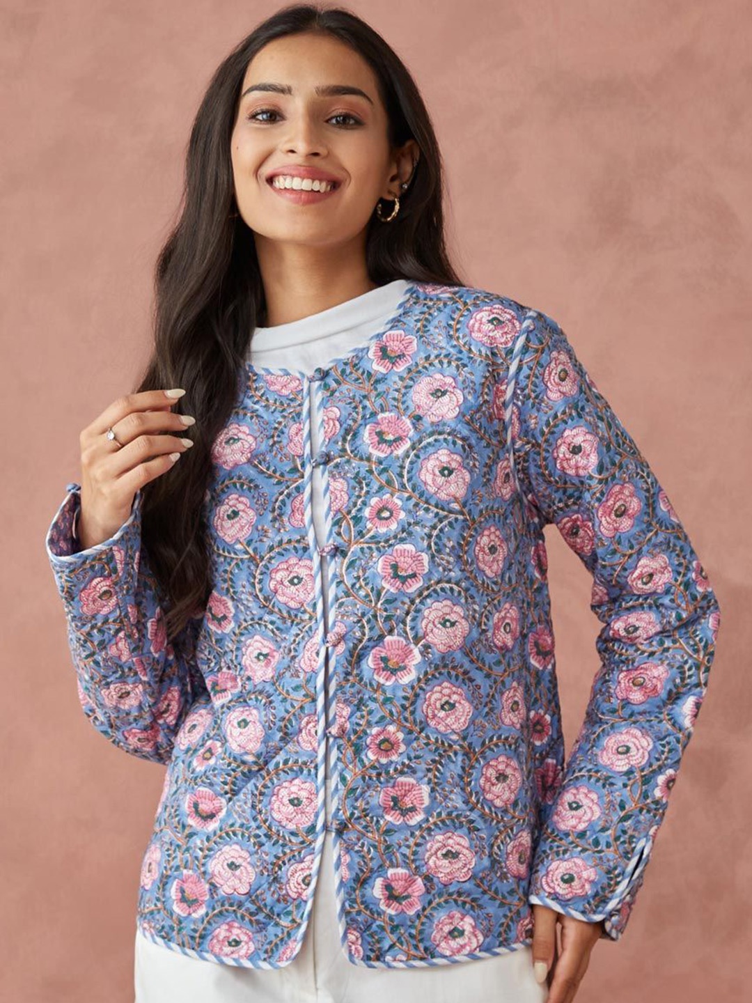 

Fabindia Women Cotton Floral Printed Collarless Open Front Jacket, Blue