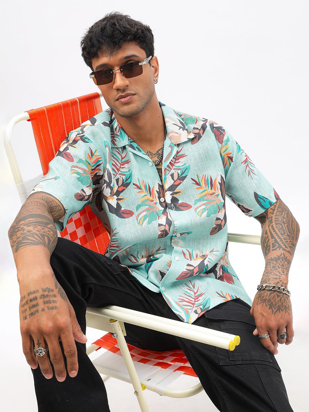 

Vestirio Men Relaxed Cuban Collar Floral Printed Linen Blend Casual Shirt, Green