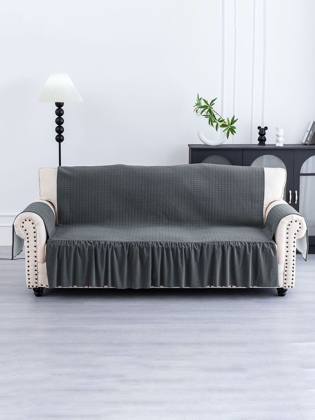 

Kuber Industries Grey Self Design Velvet 3 Seater Sofa Cover With Arms
