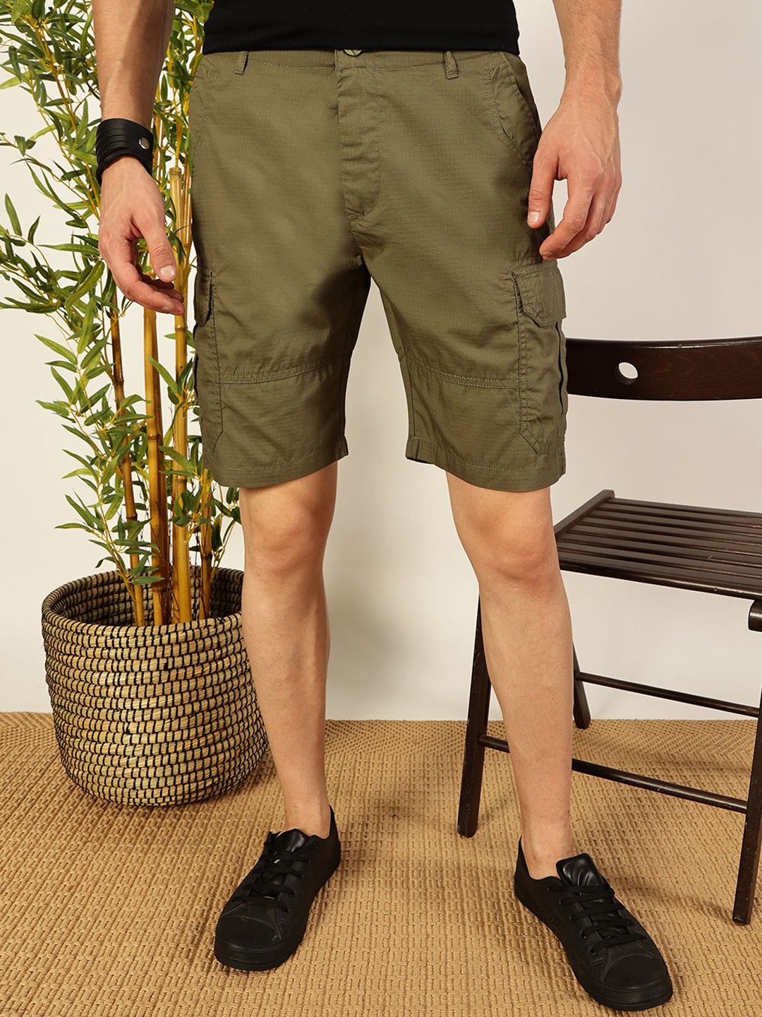 

Thomas Scott Men Outdoor Cargo Shorts, Olive