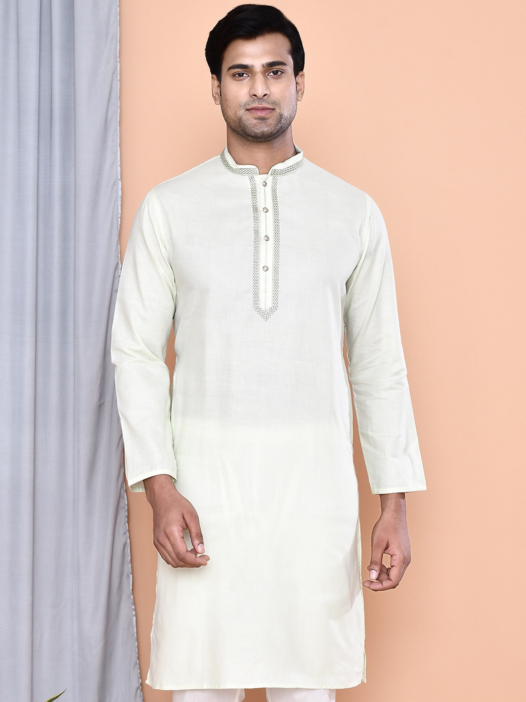 

MAAHI FABS Men Thread Work Kurta, Green