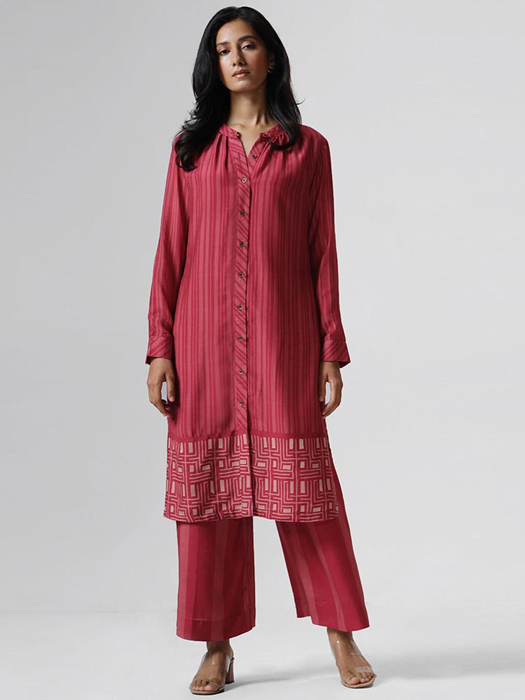 

Ganga Striped Mandarin Collar Raw Silk Straight Kurta With Palazzos, Maroon