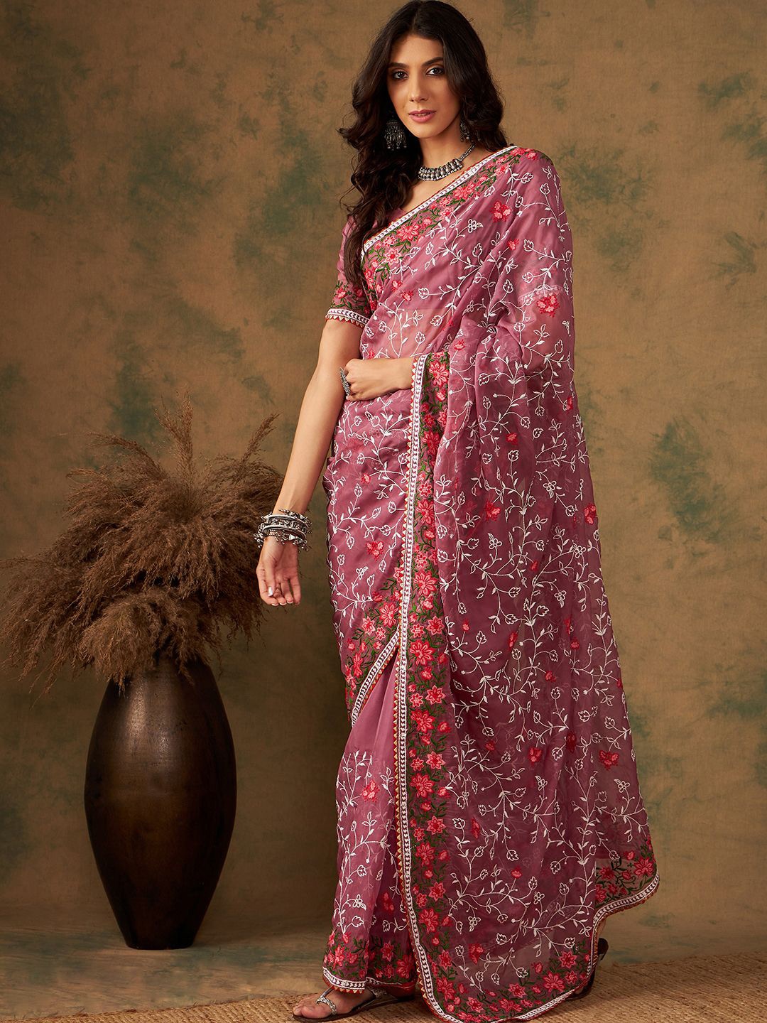

Maroosh Floral Embroidered Organza Saree, Peach