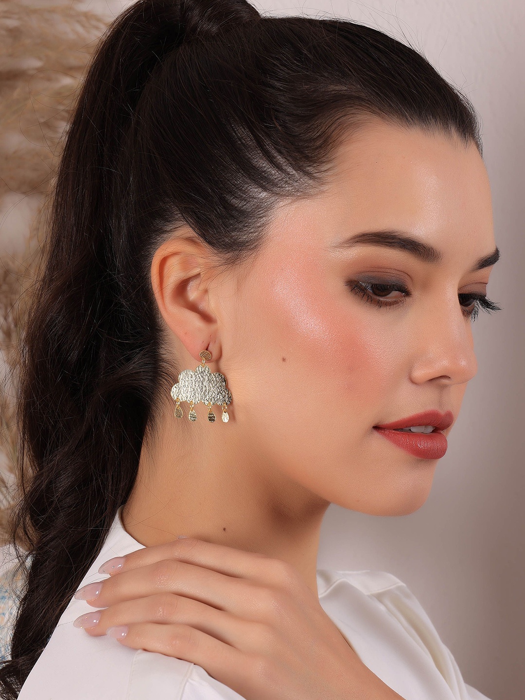 

ROYAL PITARAH Gold-Plated Contemporary Drop Earrings