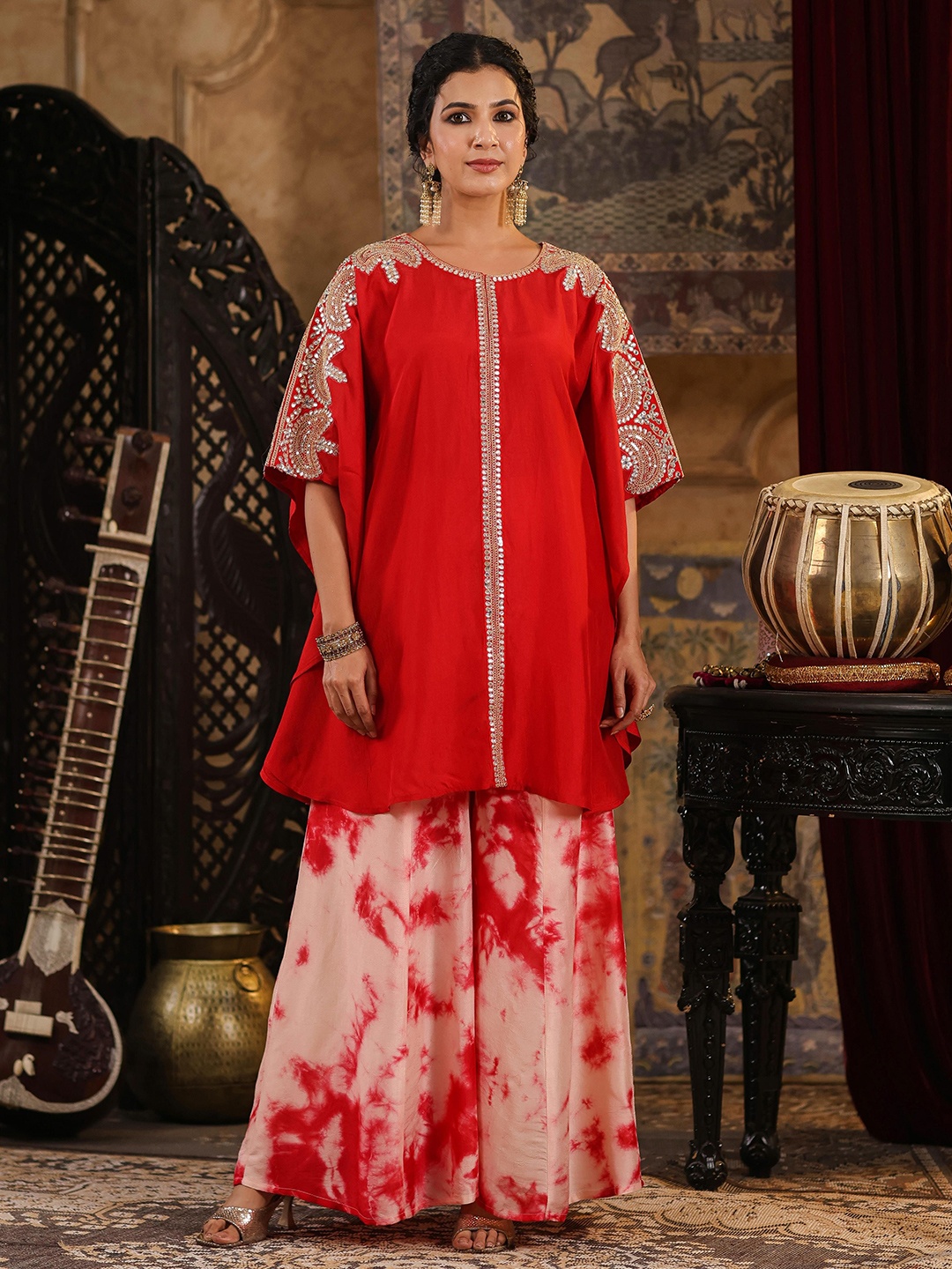 

SCAKHI Floral Embroidered Gotta Patti Kaftan Kurta with Palazzos, Red