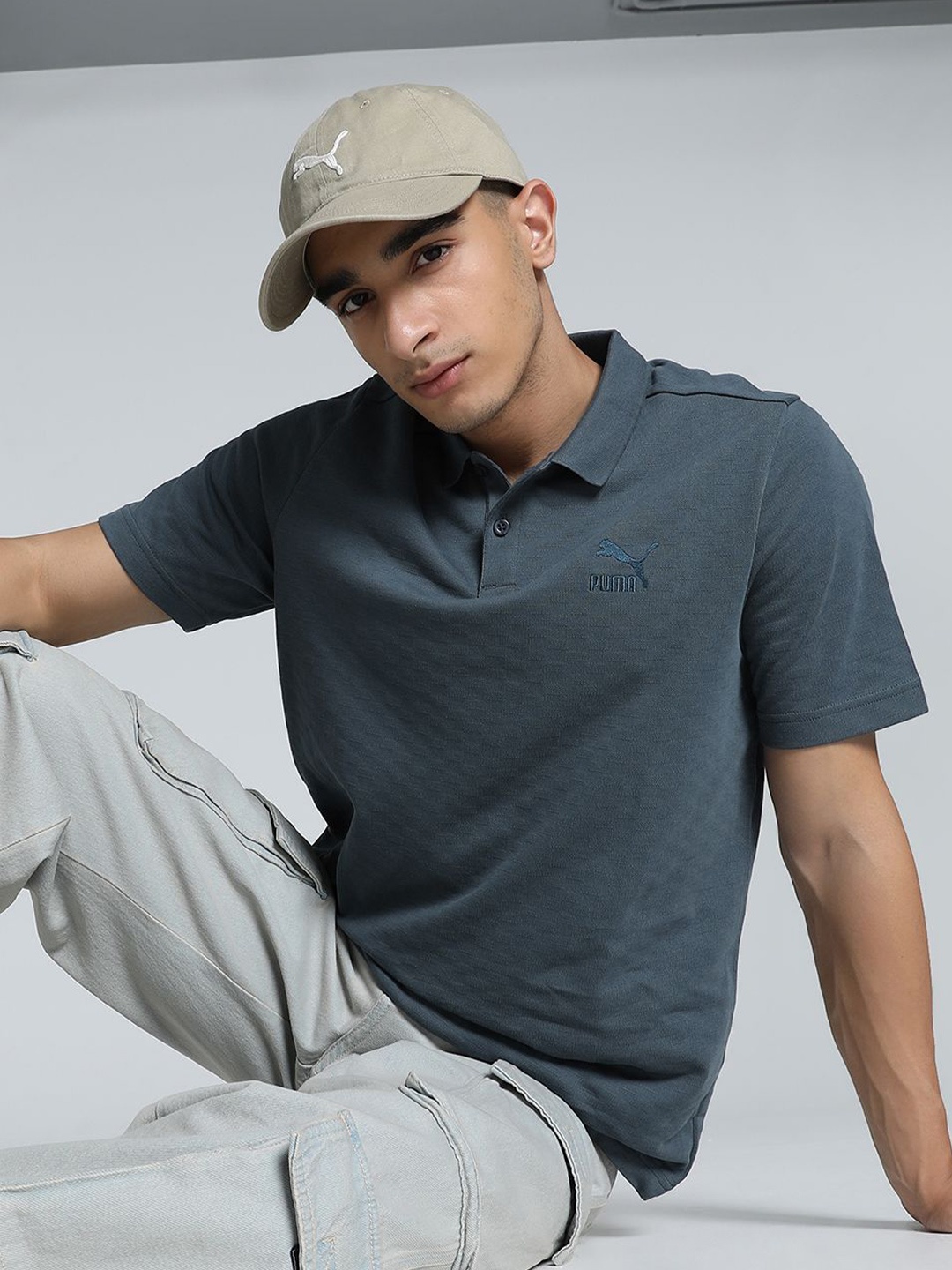 

Puma Men Classics Jacquard Polo Collar Solid Cotton Tshirt, Grey