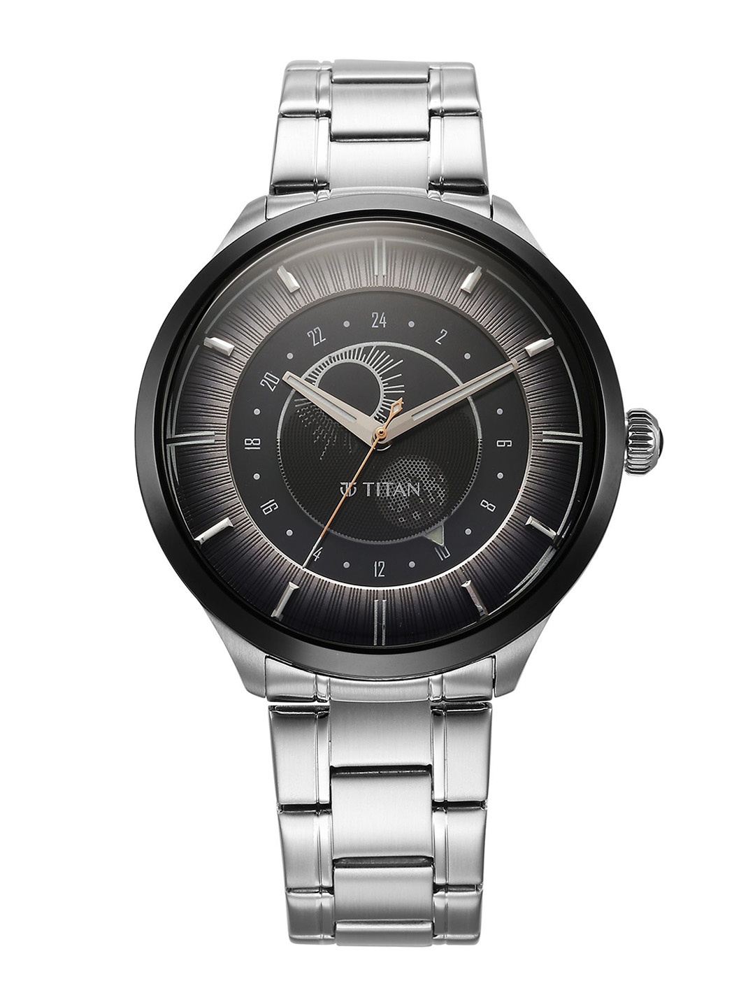 

Titan Men Dial & Stainless Steel Bracelet Style Straps Analogue Watch 10028KM02, Grey