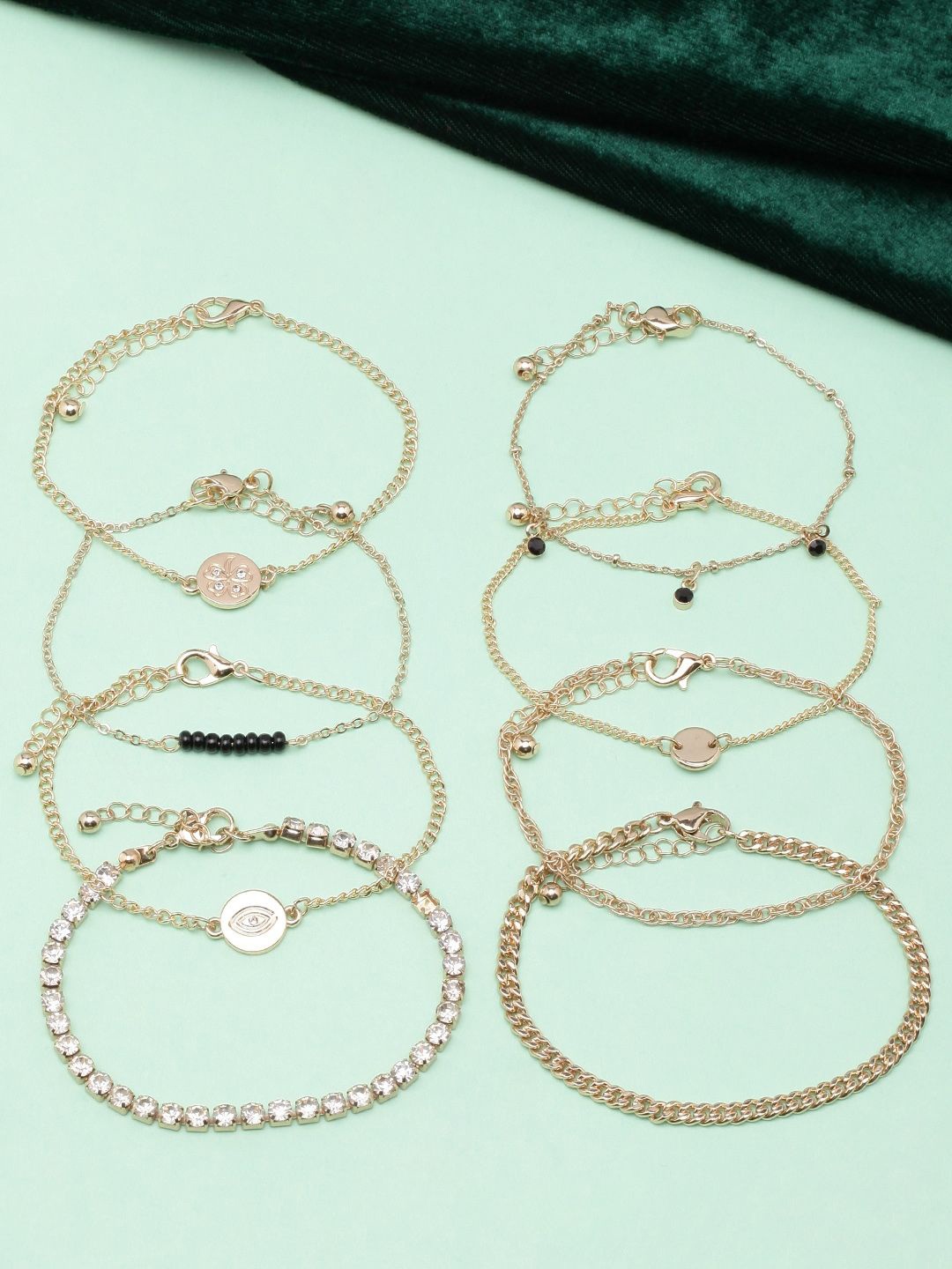 

KPOP Set Of 8 Gold-Plated Beaded Bracelets