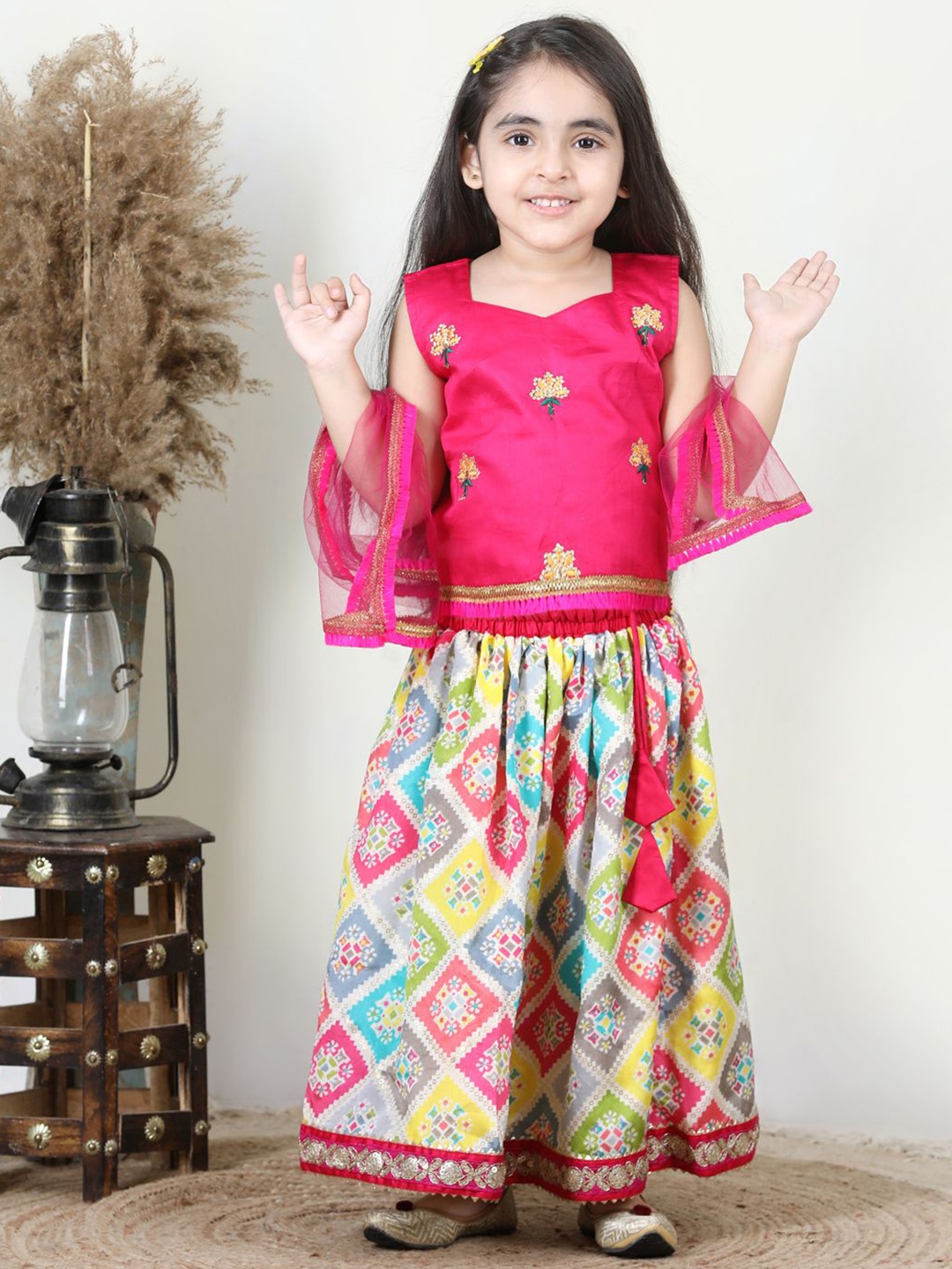 

Here&Now X Kinder Kids Girls Embroidered Ready to Wear Lehenga & Blouse With Dupatta, Pink