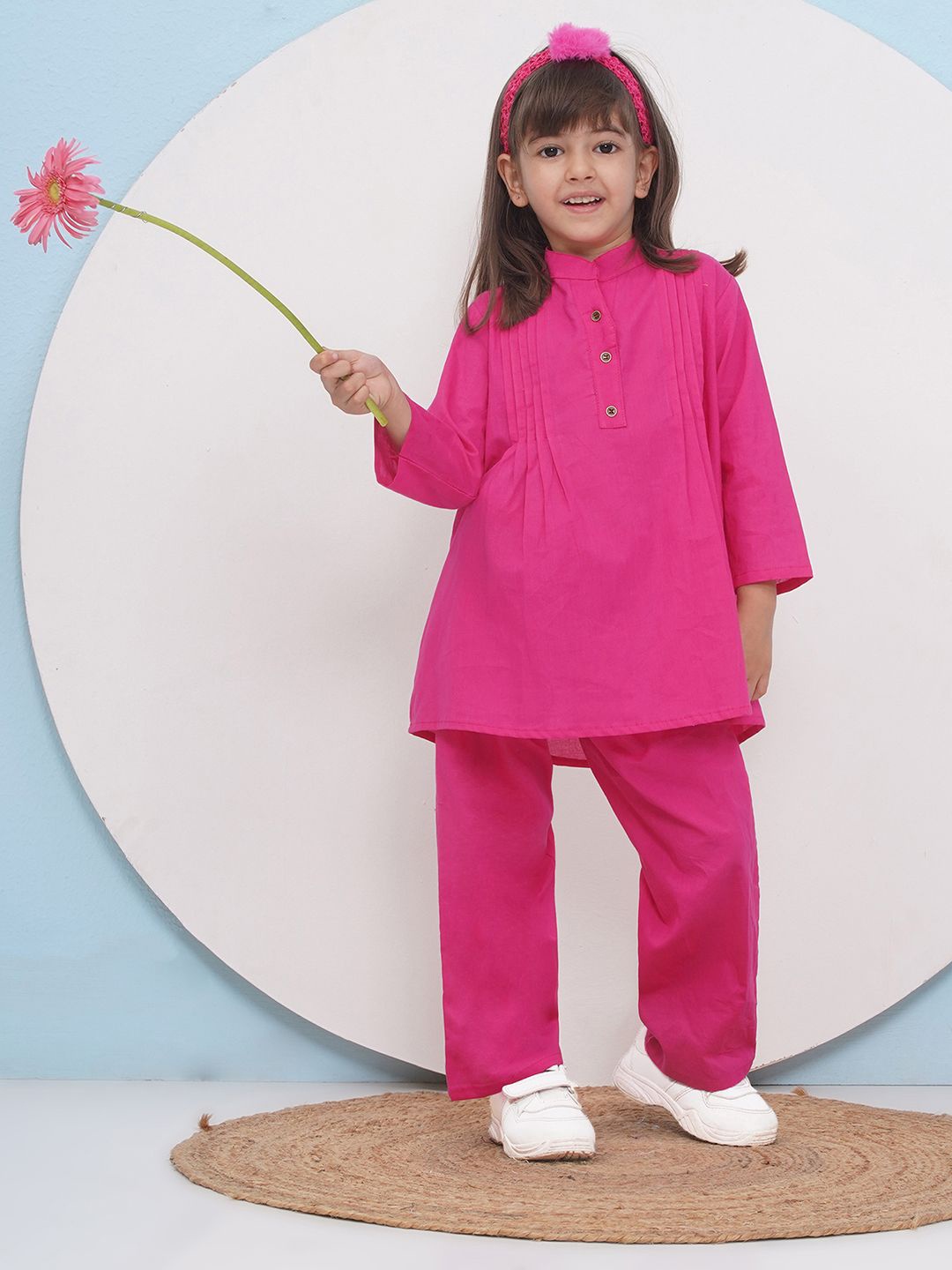

Aj DEZInES Girls Pure Cotton Solid Kurta & Trousers Clothing Set, Pink