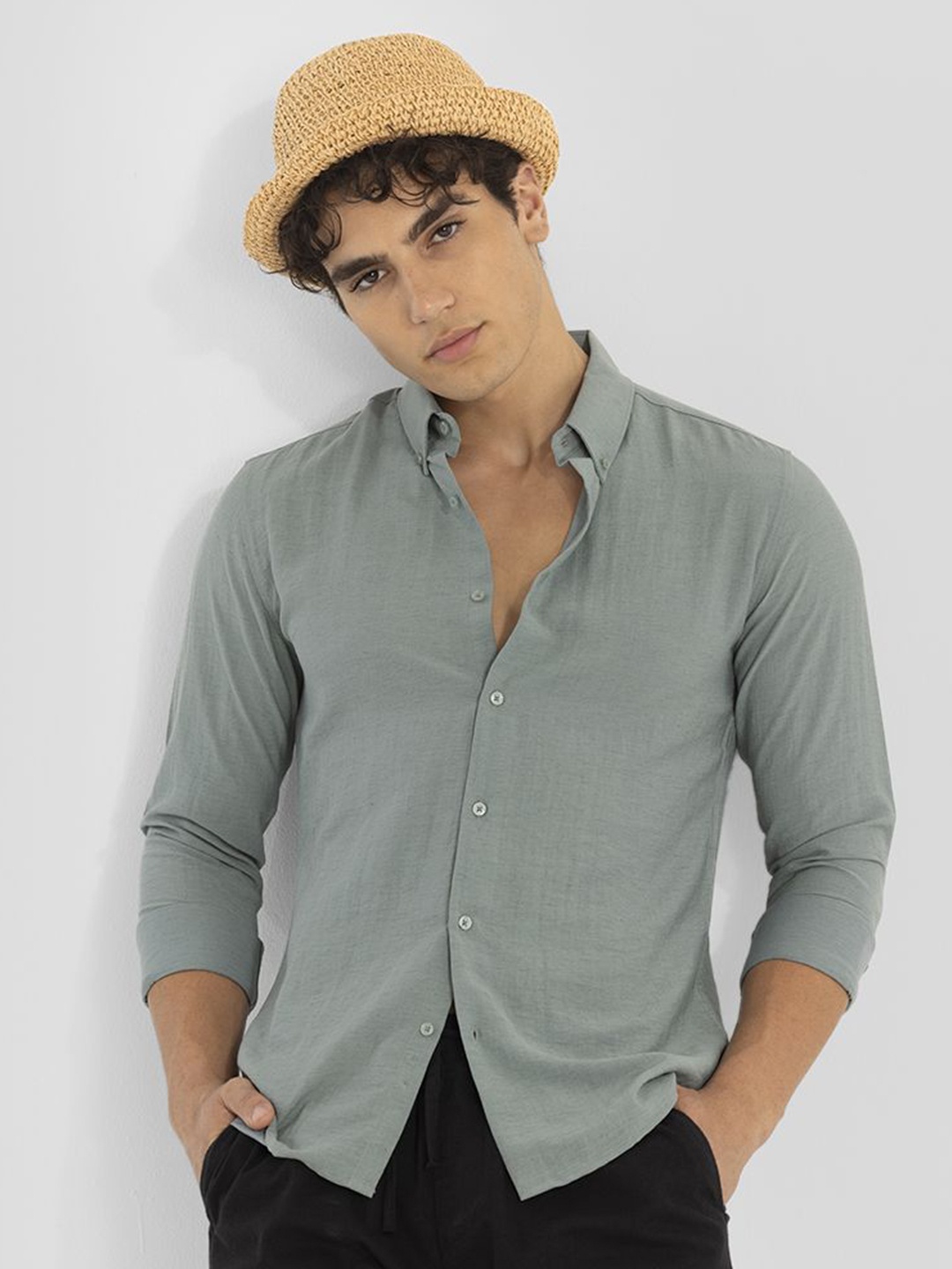 

Snitch Men Smart Button-Down Collar Solid Linen Slim Fit Casual Shirt, Teal