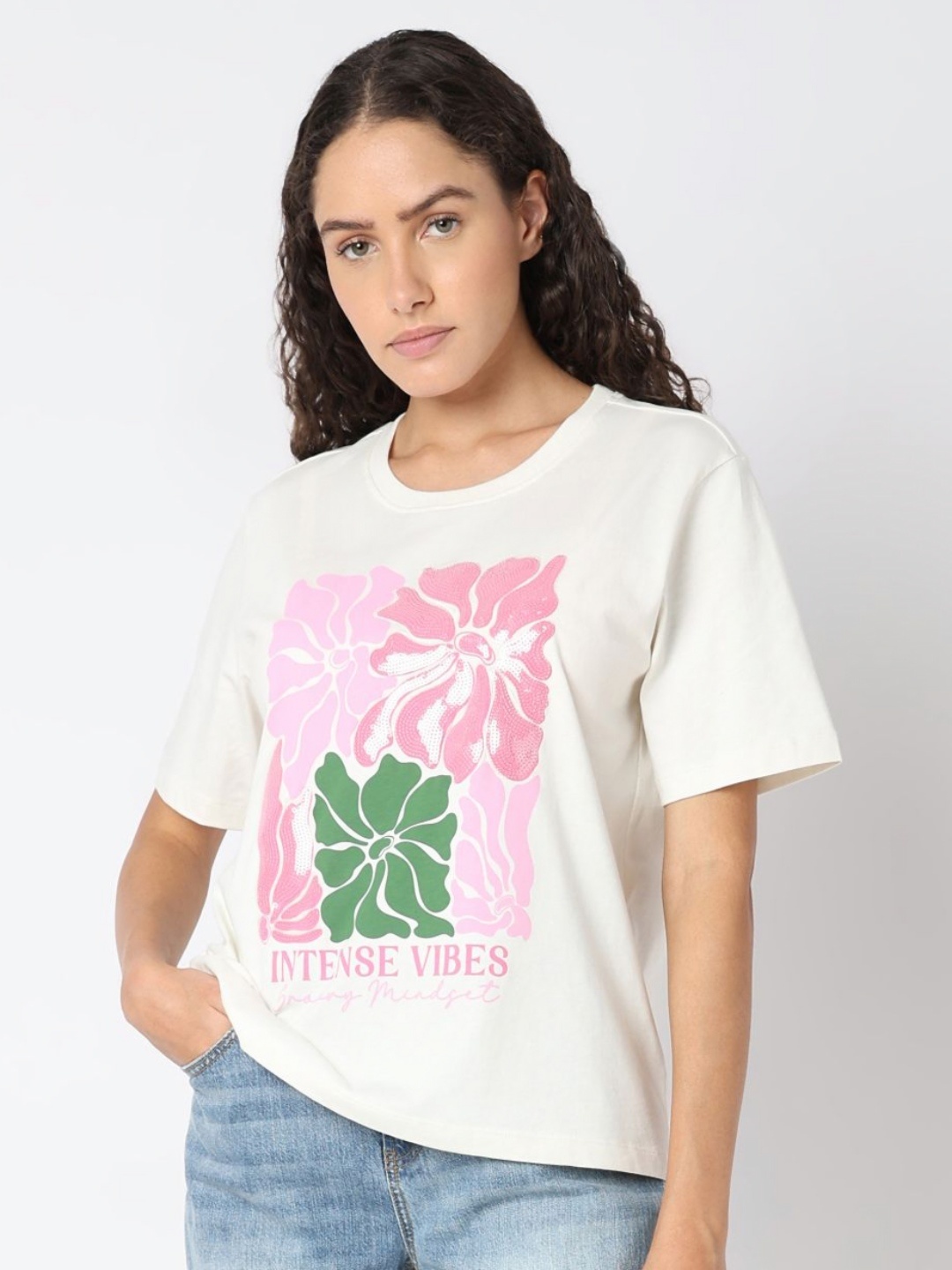 

Vero Moda Women Floral Printed T-shirt, White