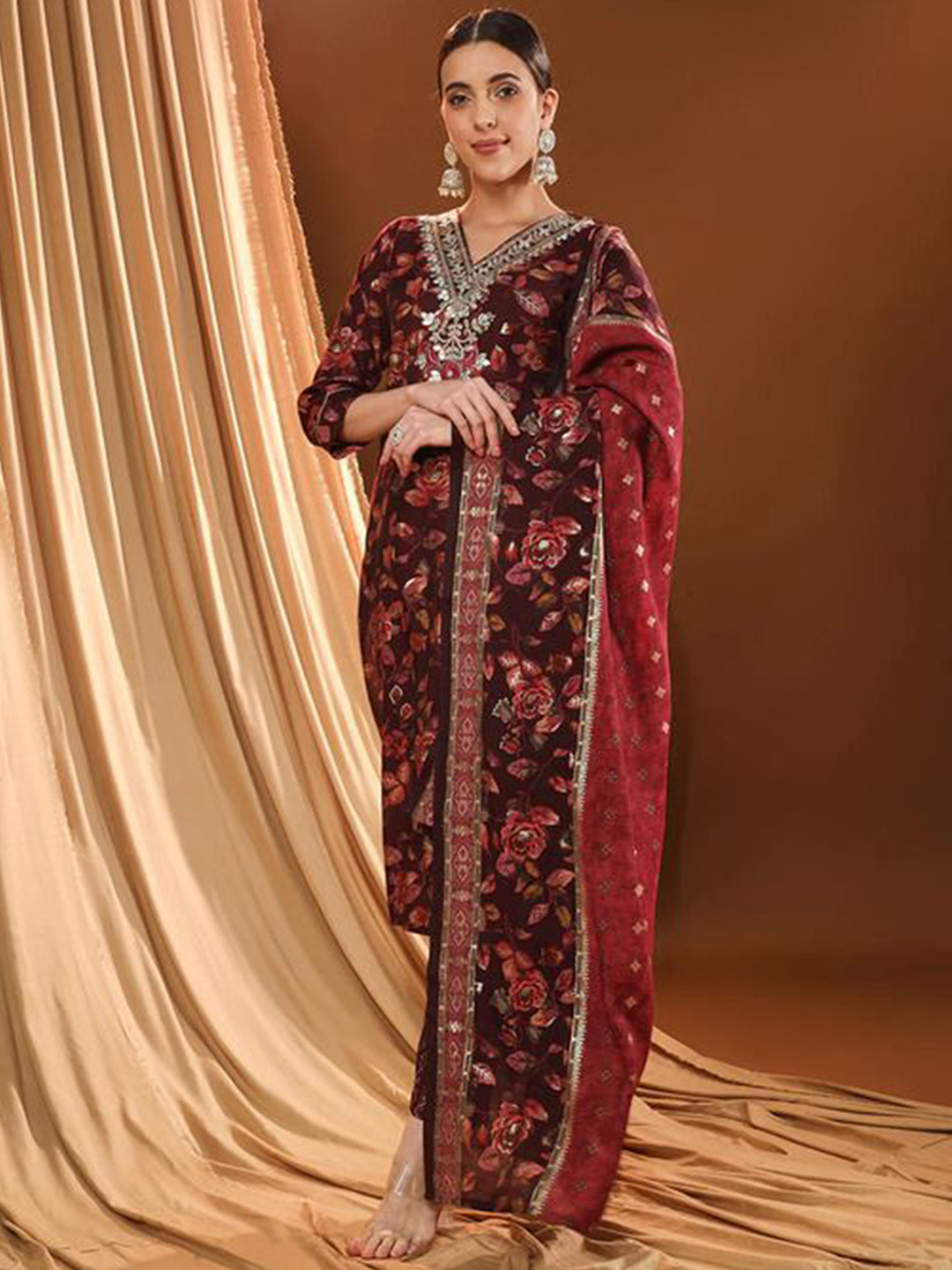 

VESH Women Floral Printed Stone Work Kurta with Trouser & Dupatta, Burgundy