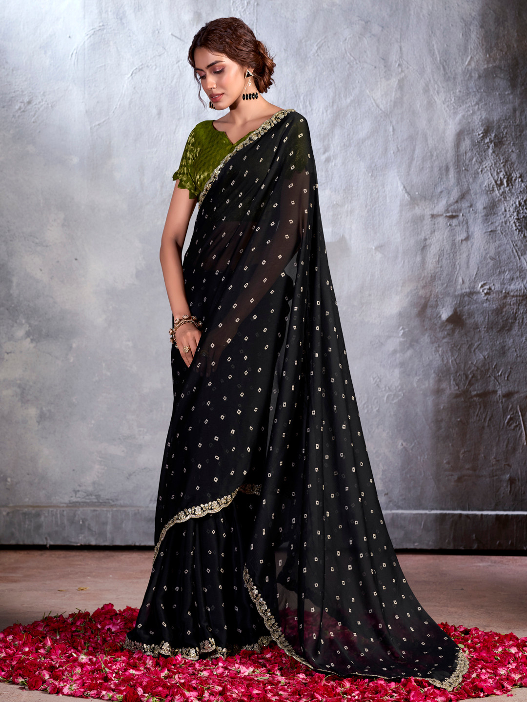 

CHUDIYA Mirror Work Pure Chiffon Bandhani Saree, Black