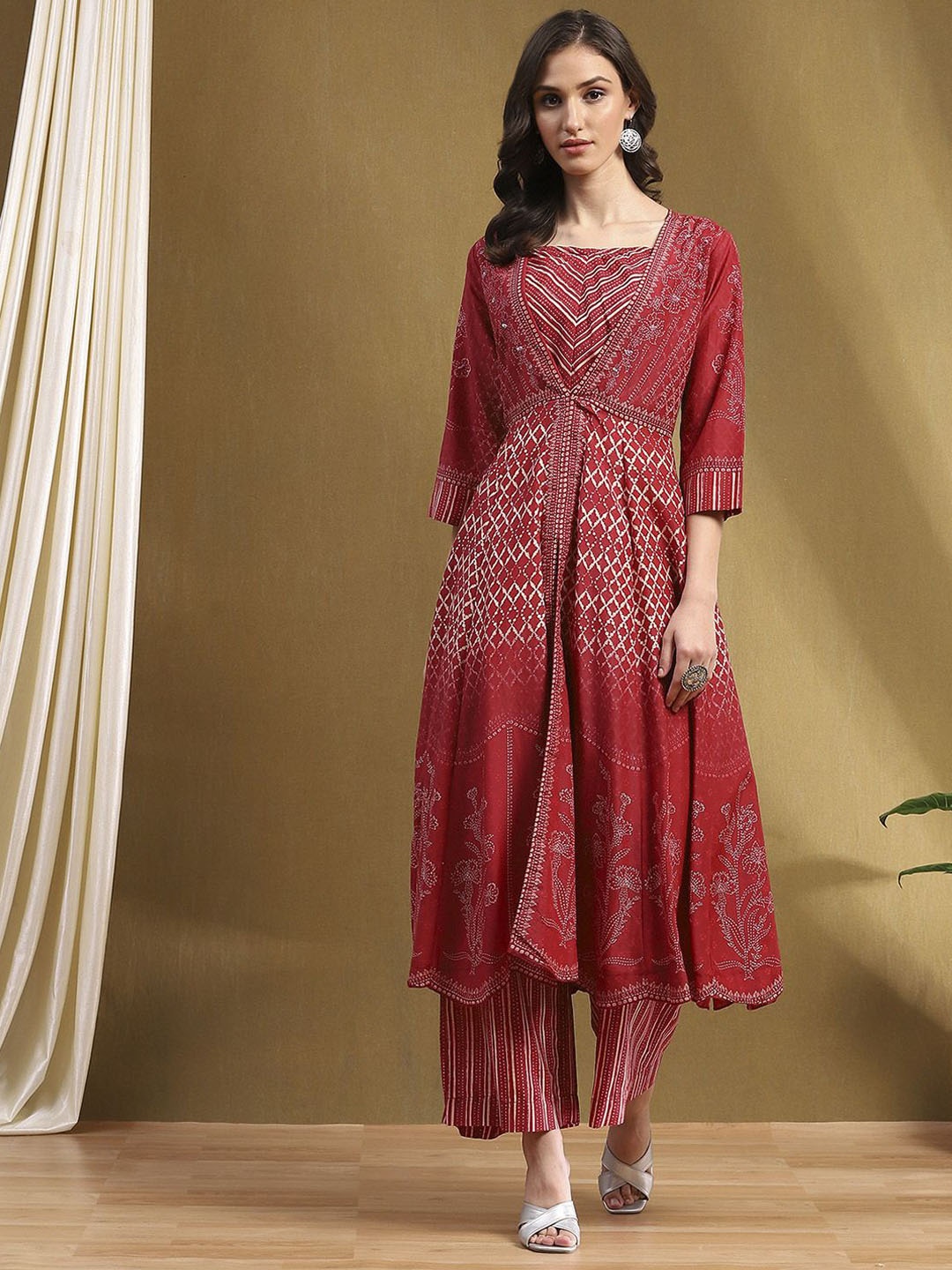 

Biba Women Ethnic Motifs Floral Printed Regular Anarkali Kurta With Palazzos, Red