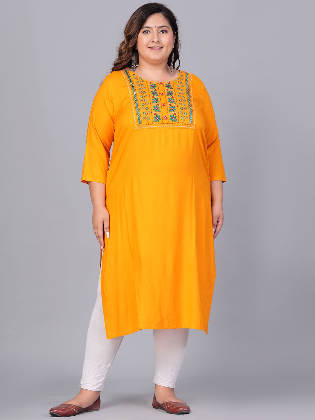 

Sztori Women Yoke Design Thread Work Kurta, Yellow