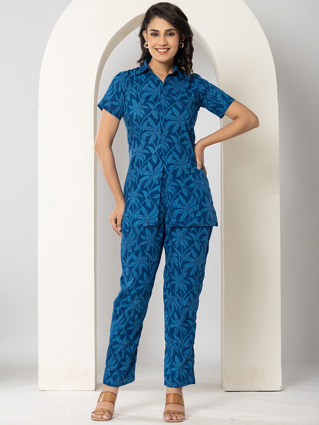 

JAIPURI BUNAAI Printed Tunic With Trousers Co-Ords, Blue