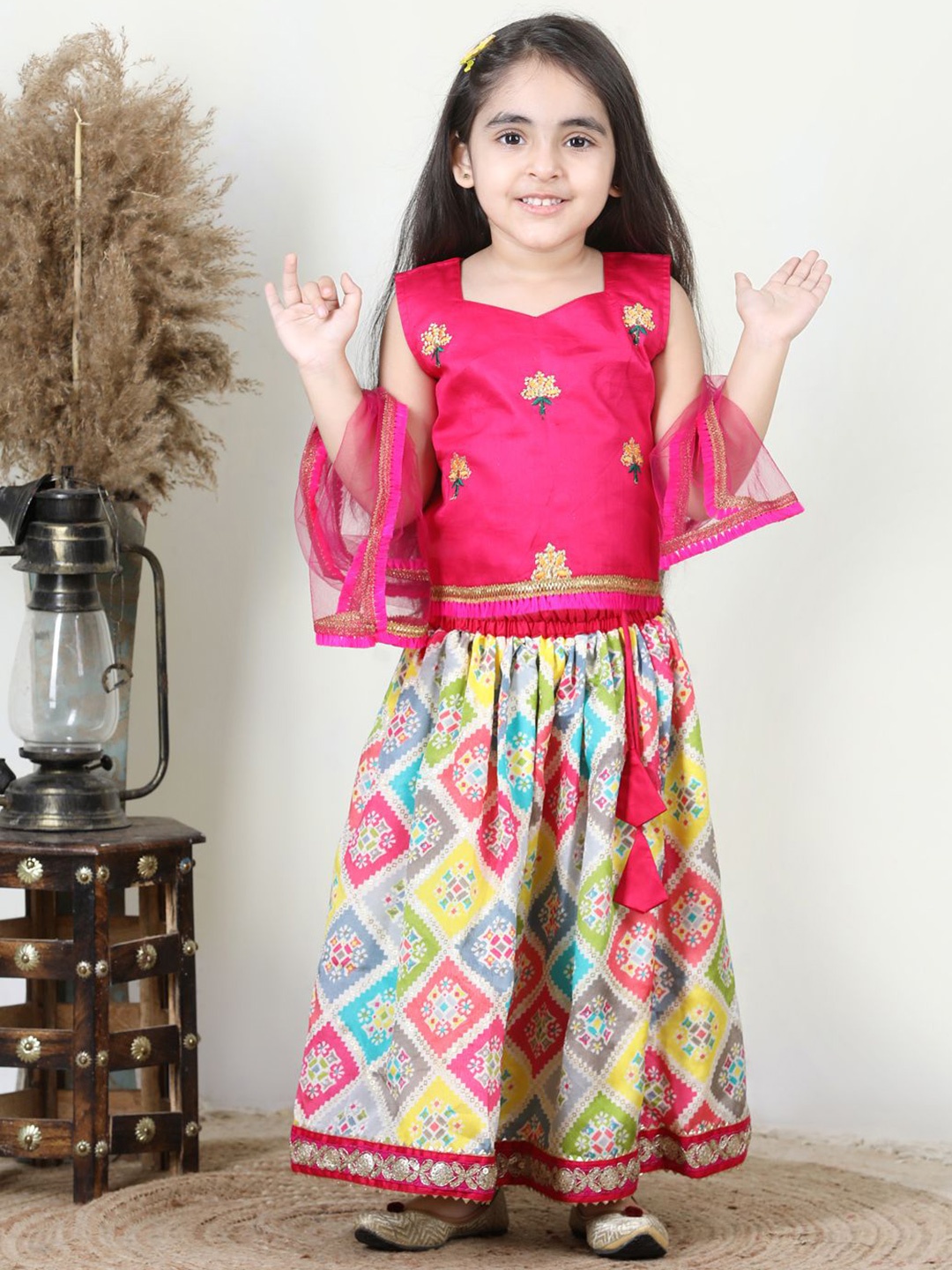 

Here&Now X Kinder Kids Girls Embroidered Ready to Wear Lehenga & Blouse With Dupatta, Pink