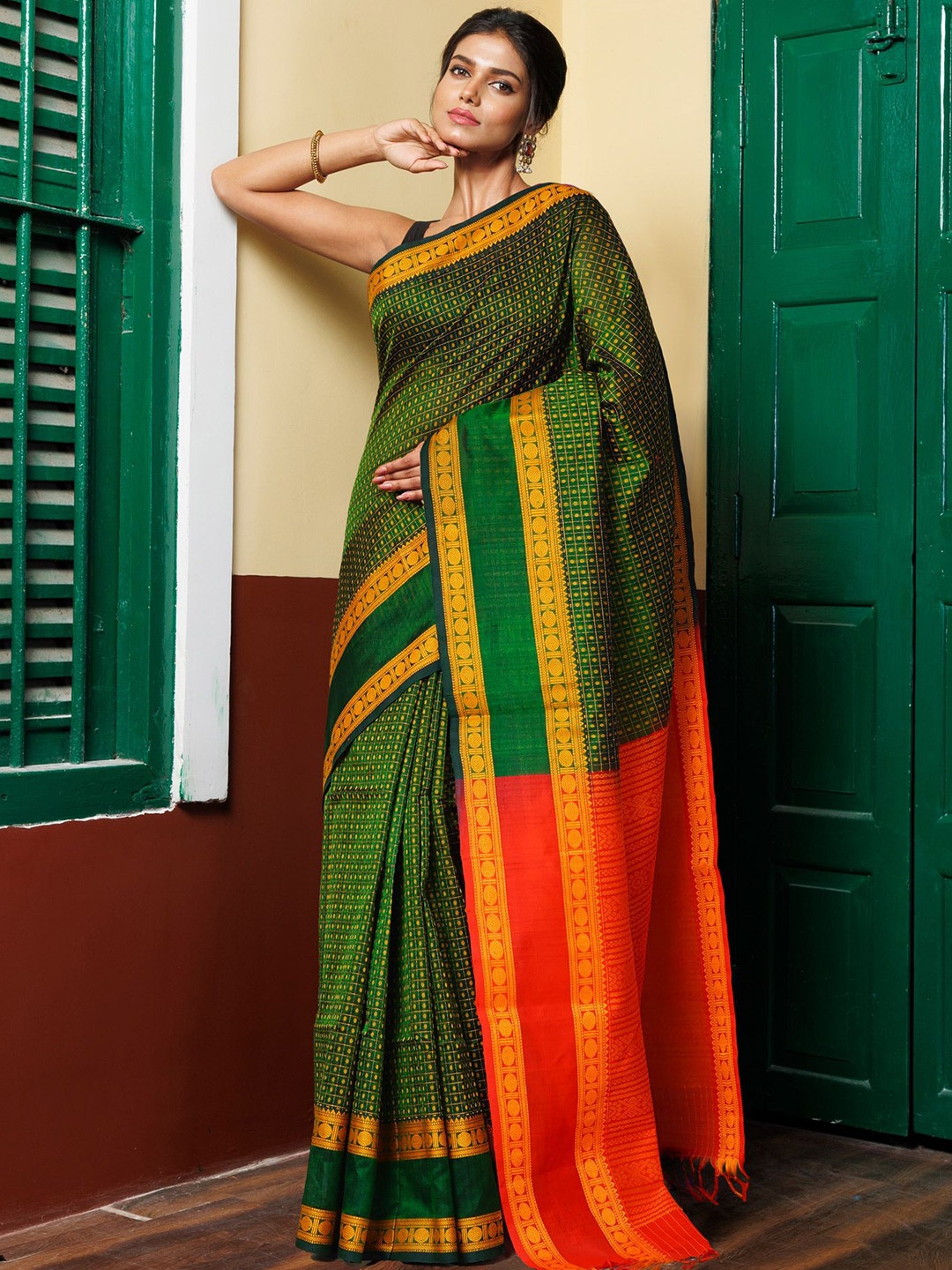 

Unnati Silks Woven Design Handloom Kanjeevaram Saree, Green