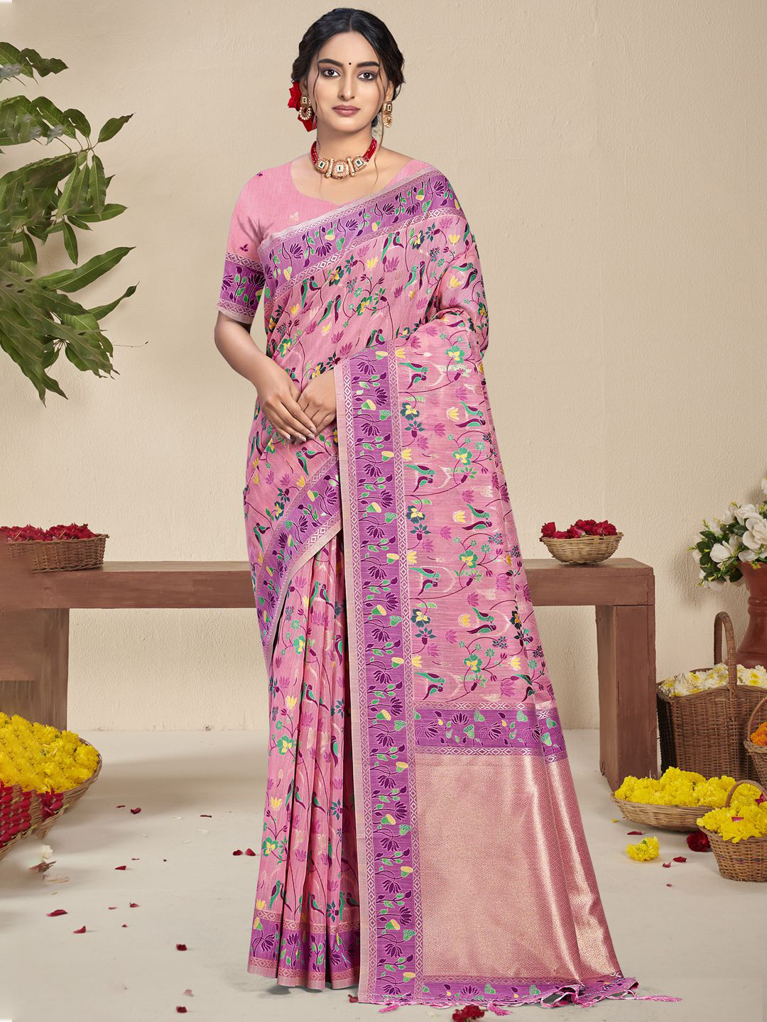 

SANGAM PRINTS Woven Design Zari Silk Blend Tussar Saree, Pink