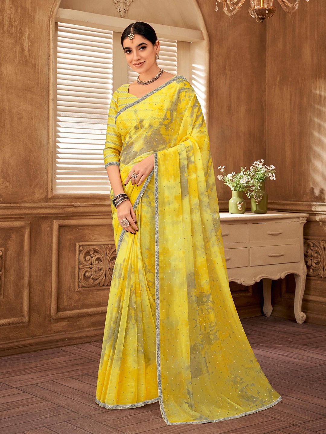

Laxmipati Abstract Printed Embroidered Designer Saree, Yellow
