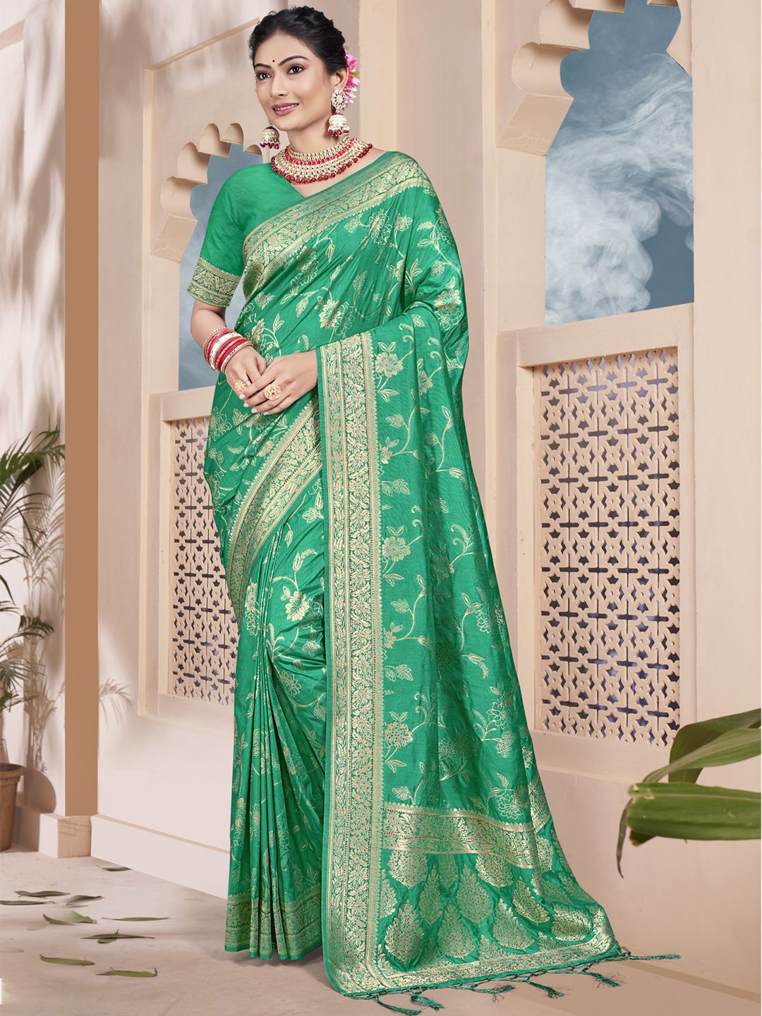 

SANGAM PRINTS Woven Design Zari Tussar Saree, Teal
