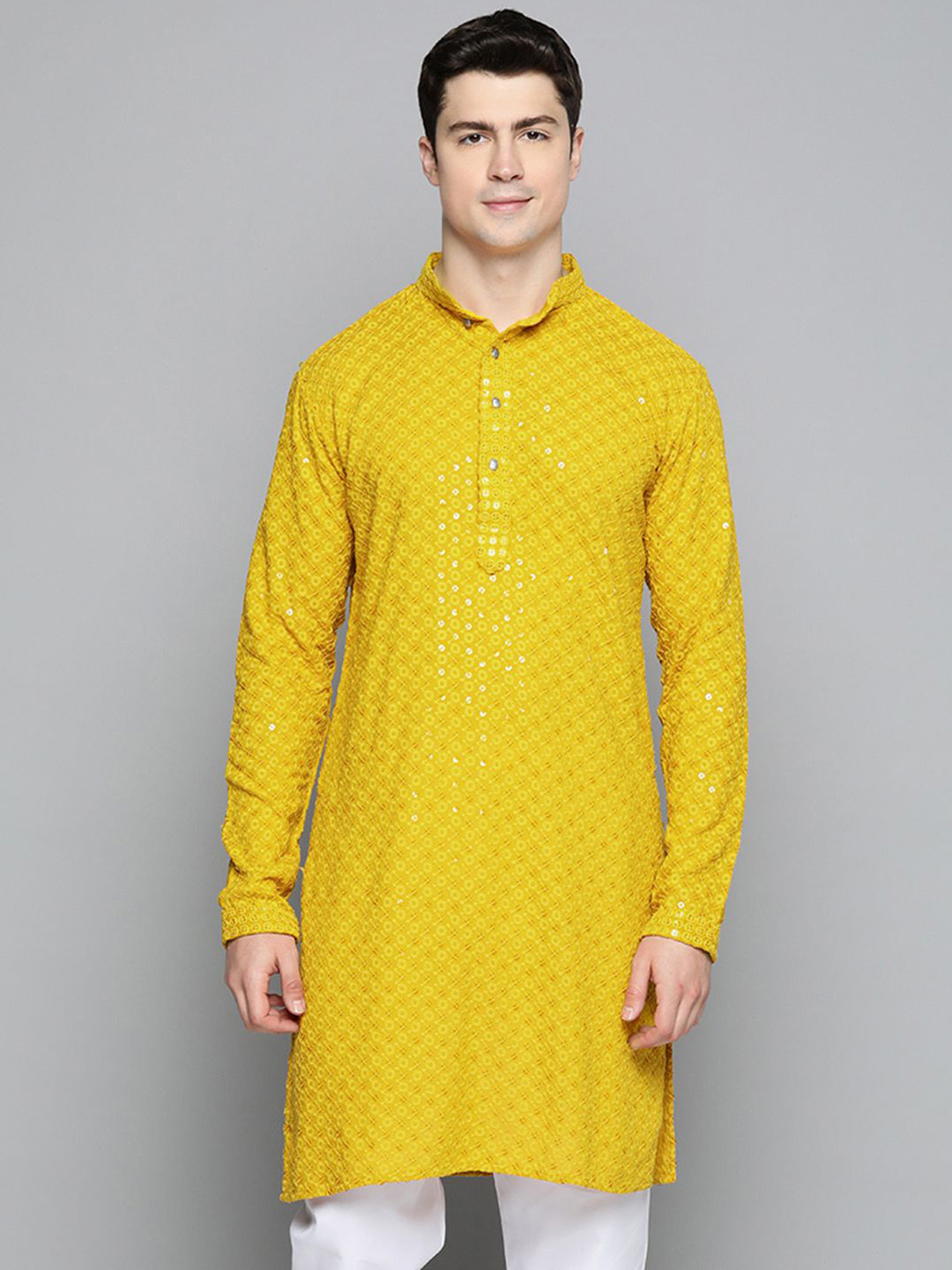 

Jompers Men Floral Embroidered Mandarin Collar Cotton Kurta, Yellow