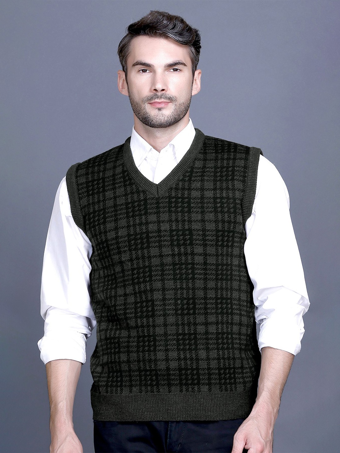 

GODFREY Men Checked Woollen Sleeveless Sweater Vest, Olive