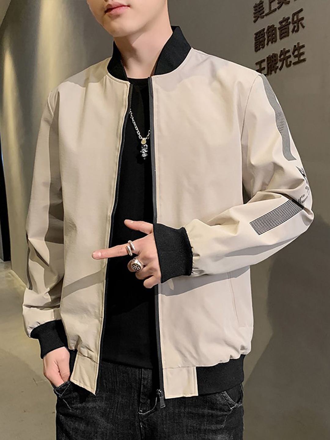 

StyleCast x Revolte Men Outdoor Tailored Jacket, Khaki