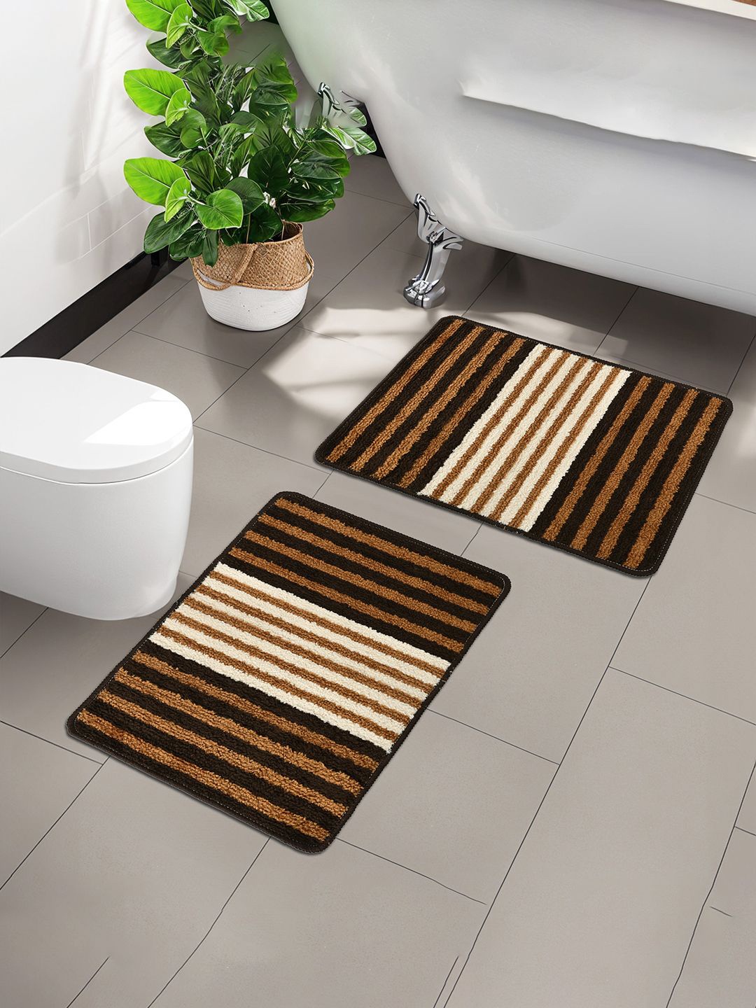 

Kuber Industries Blue & Black 3 Pieces Patterned Anti-Skid Doormats, Brown