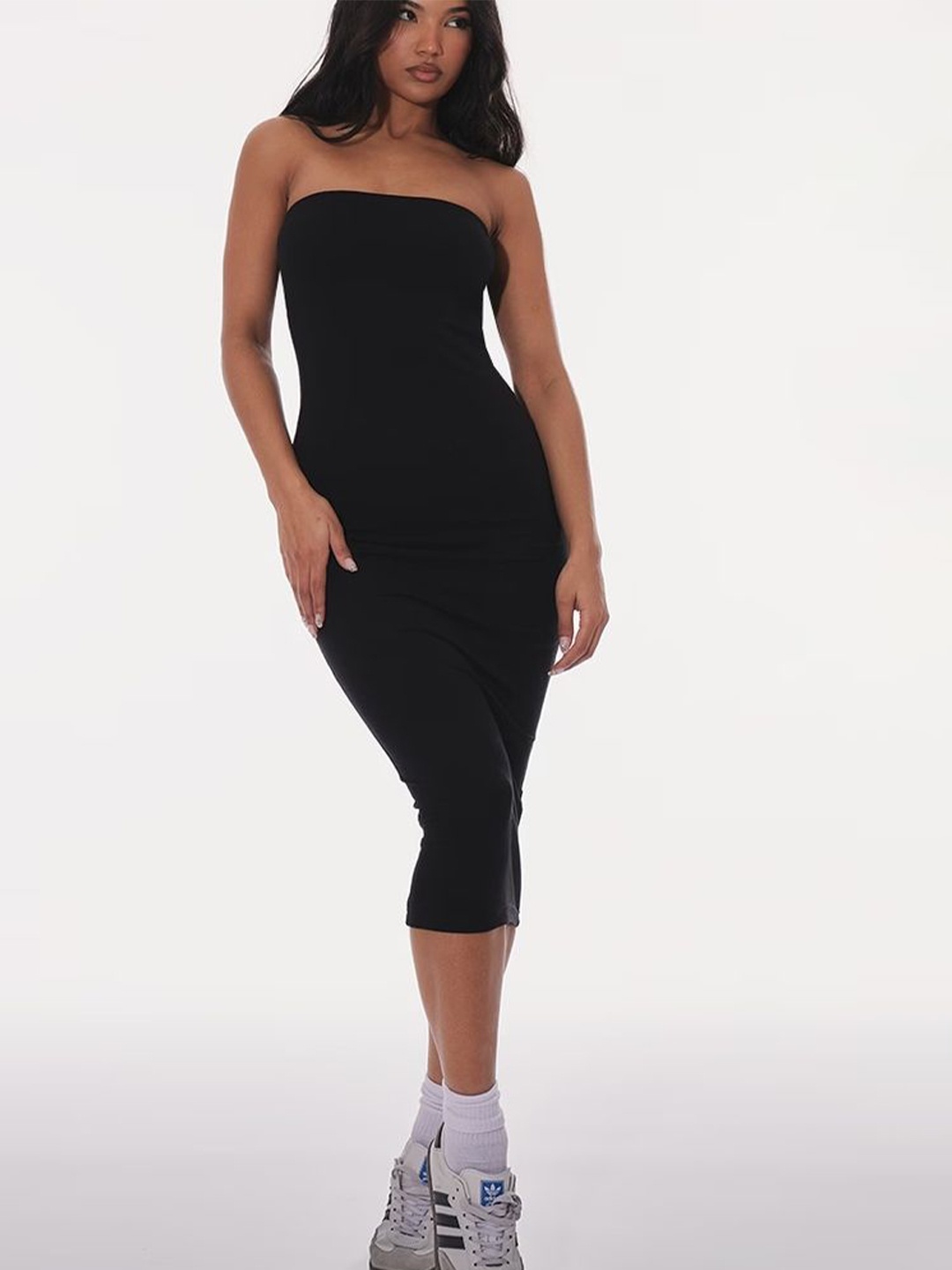 

LULU & SKY Women Solid Bodycon Midi Dress, Black