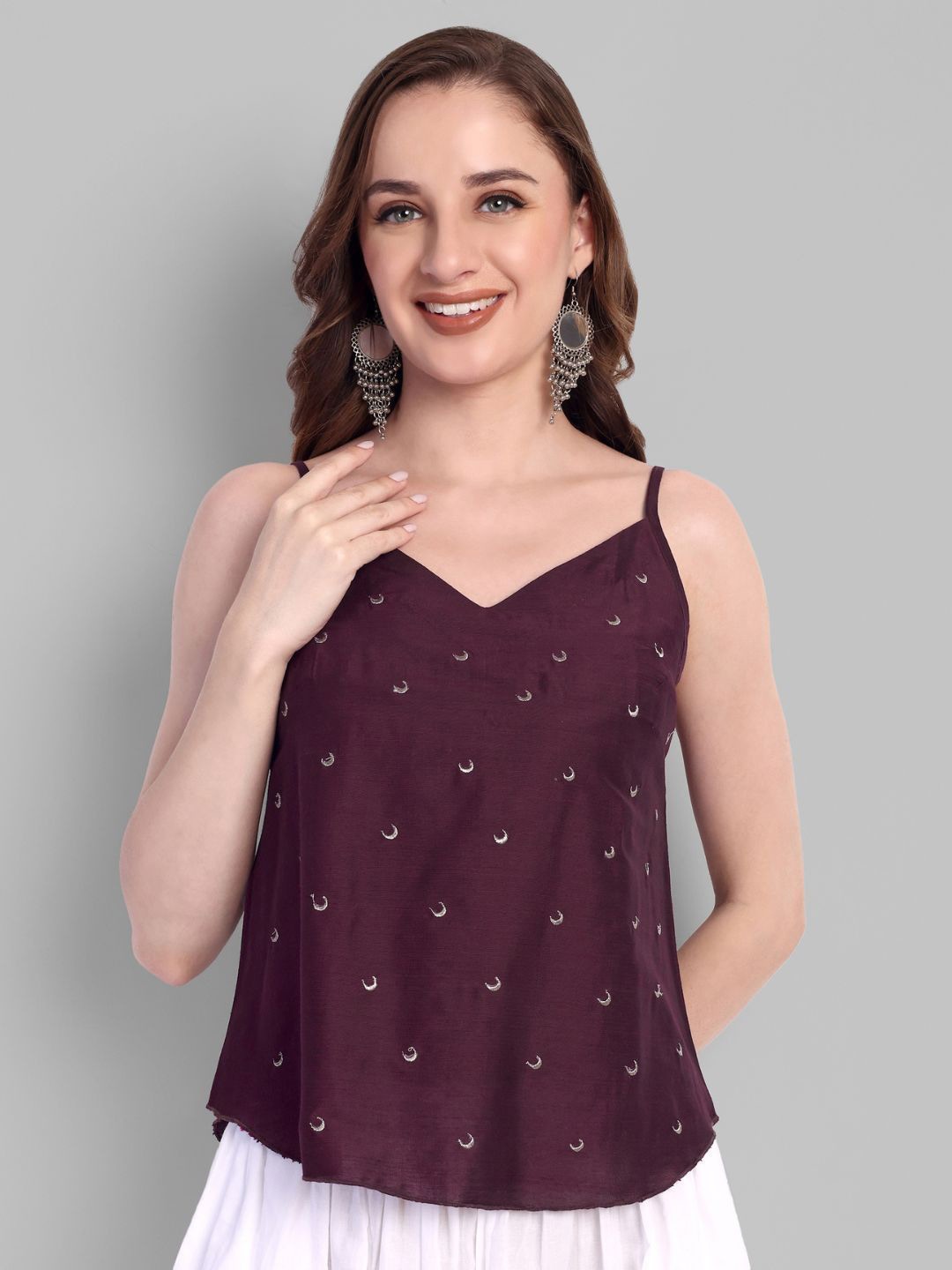 

Mera Rang Women Solid Sweetheart Neck Top, Burgundy