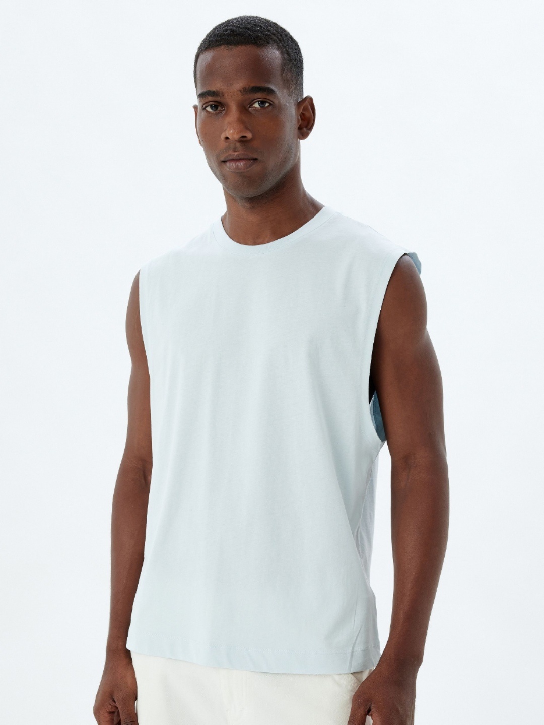 

Koton Men Solid Round Neck Cotton T-shirt, White